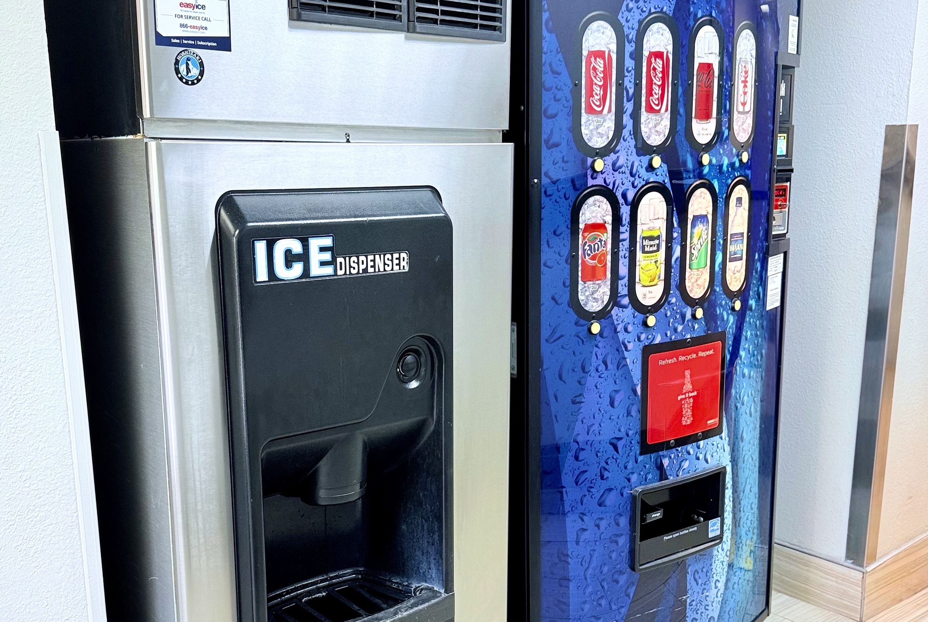 Property amenity at La Quinta Inn & Suites by Wyndham Orlando Universal area in Orlando, Florida