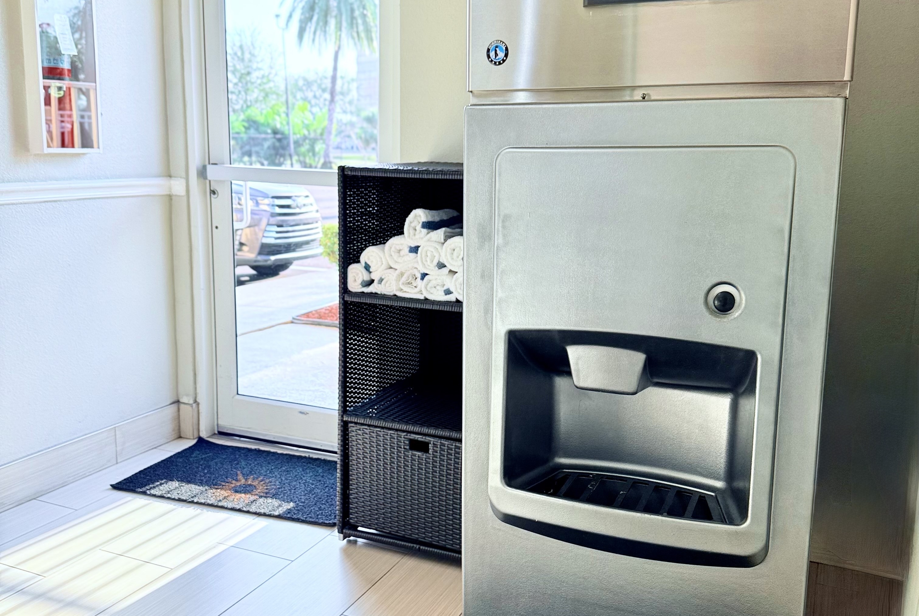 Property amenity at La Quinta Inn & Suites by Wyndham Orlando Universal area in Orlando, Florida