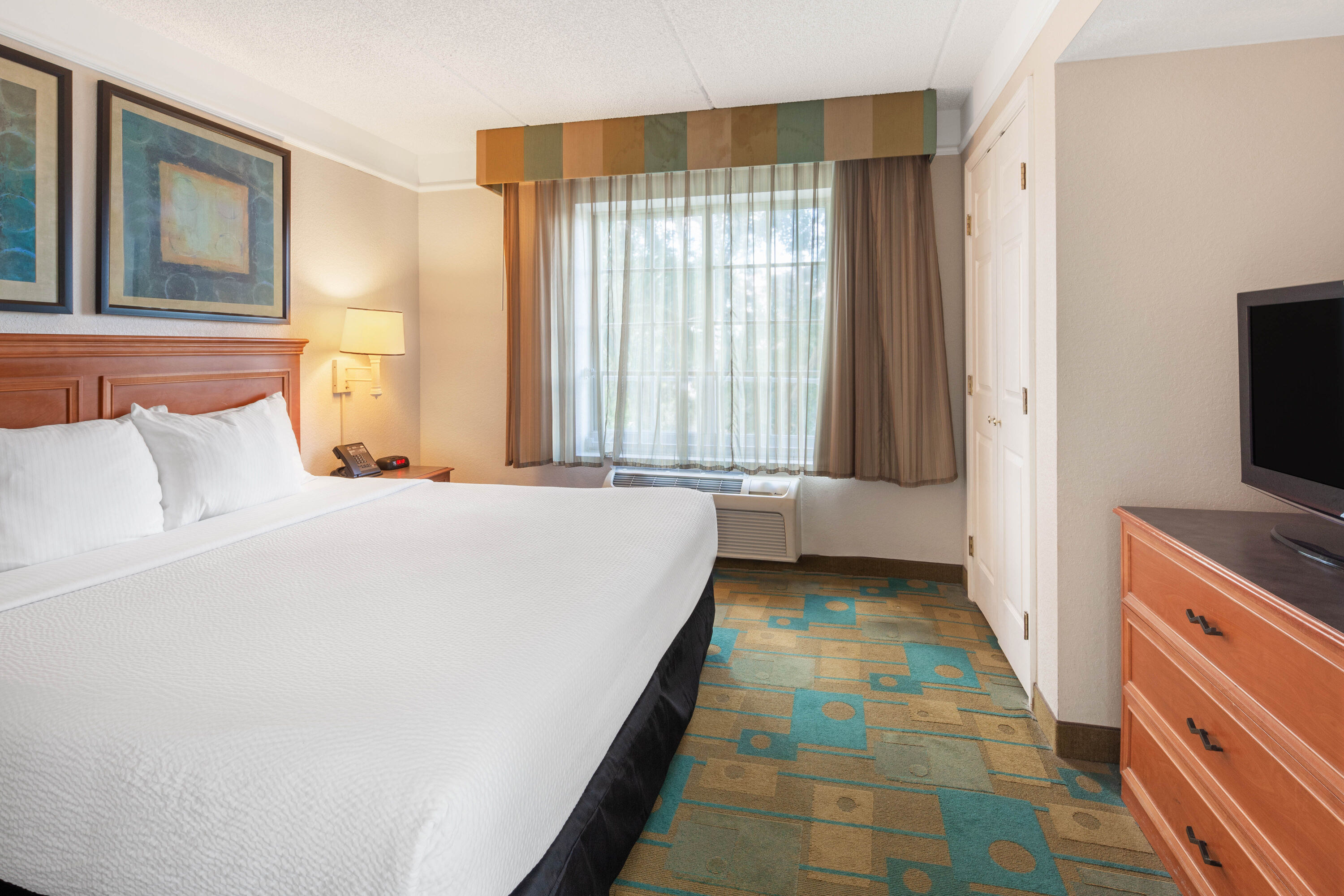 La Quinta Inn Amp Suites By Wyndham Ft Lauderdale