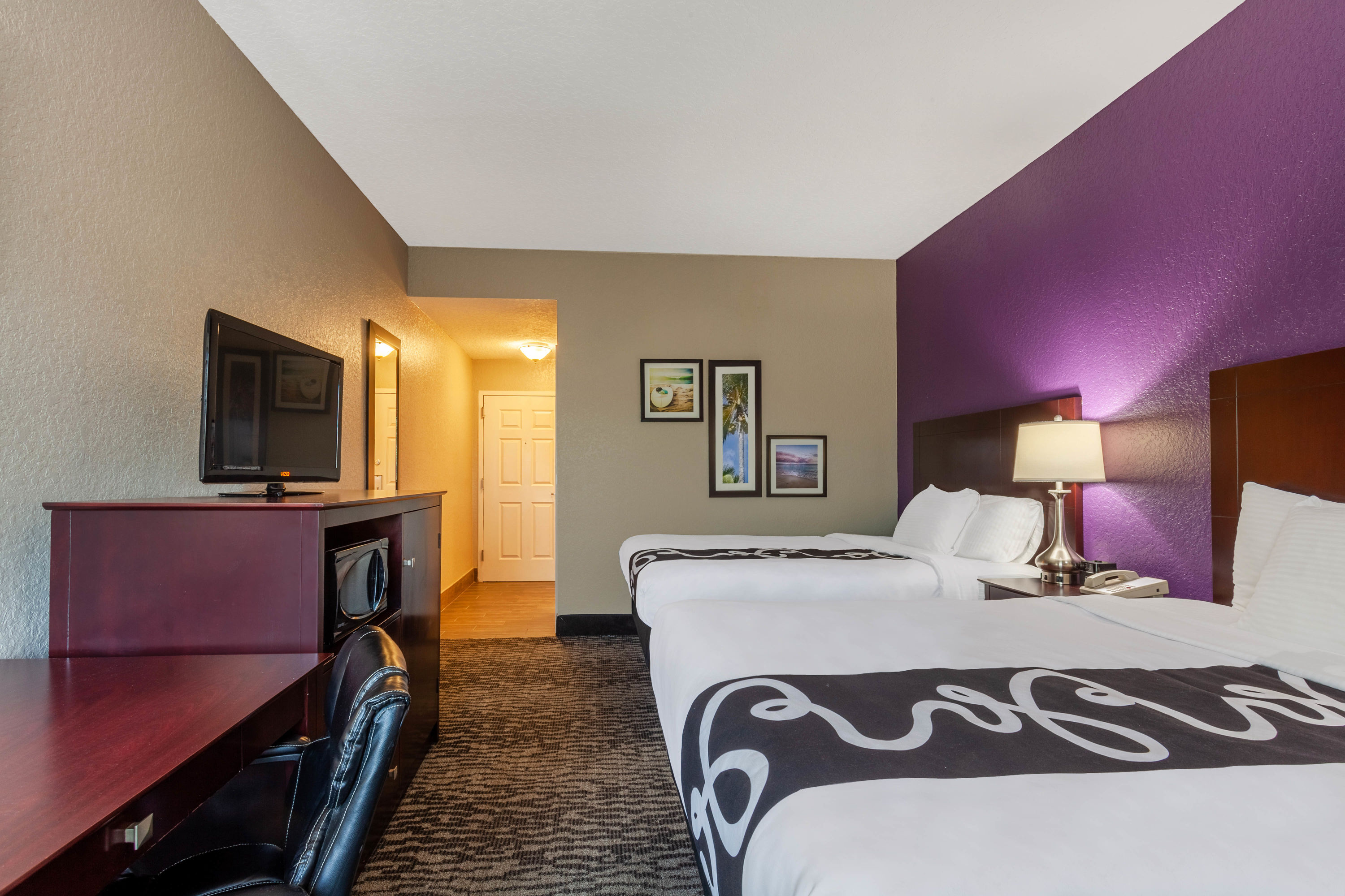 Guest room at the La Quinta Inn & Suites by Wyndham Port Orange / Daytona in Port Orange, Florida
