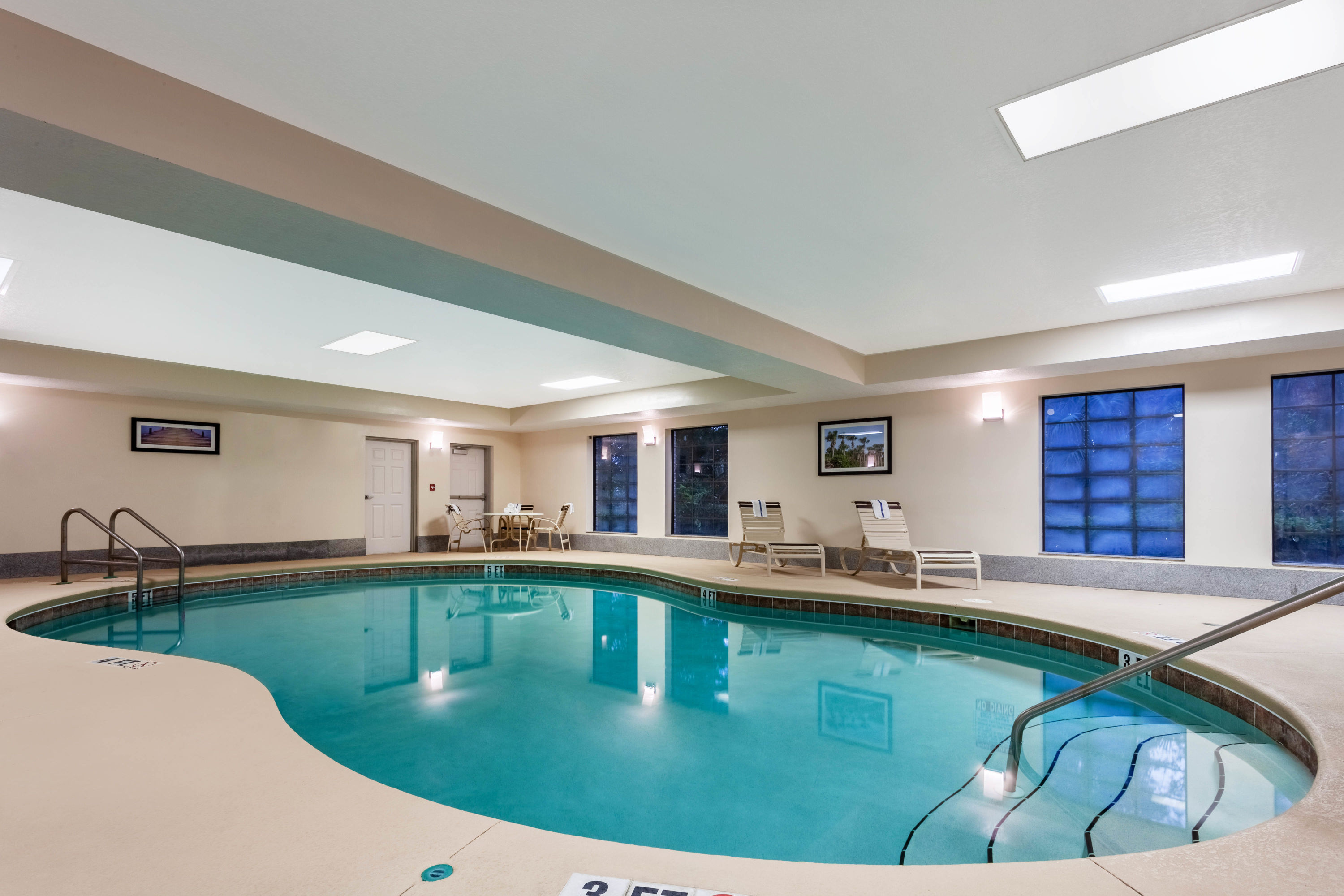 Pool at the La Quinta Inn & Suites by Wyndham Port Orange / Daytona in Port Orange, Florida