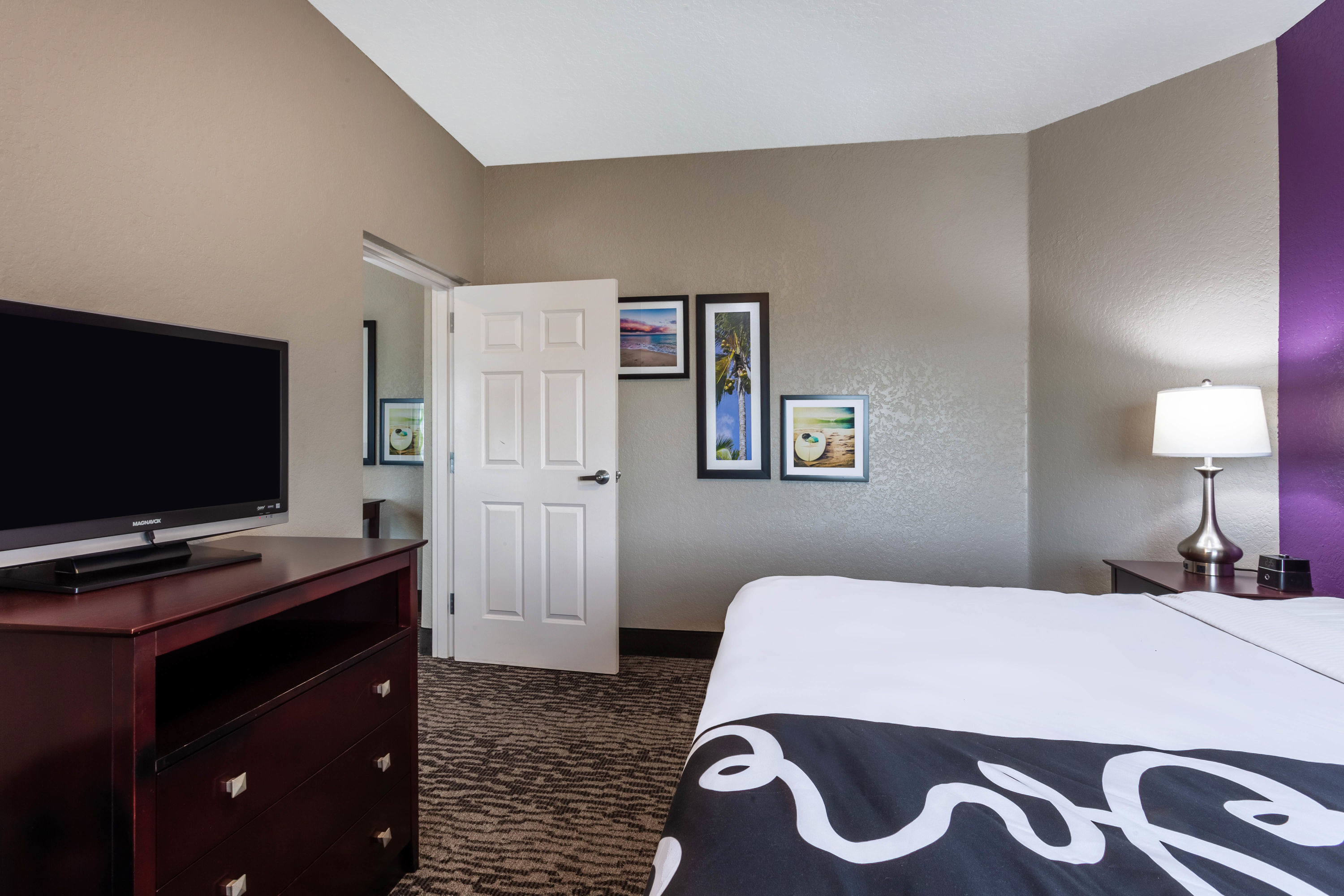 La Quinta Inn & Suites by Wyndham Port Orange / Daytona suite in Port Orange, Florida