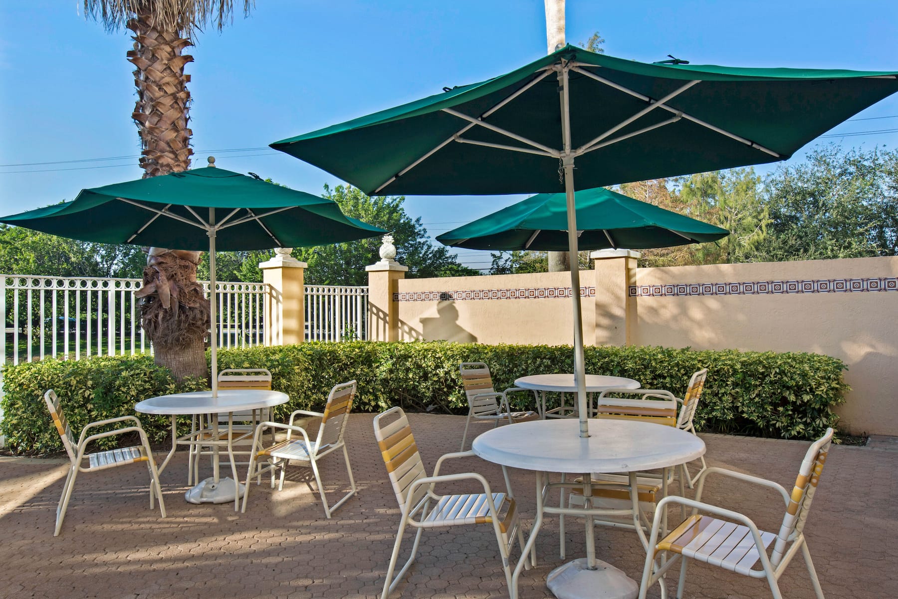 Courtyard at La Quinta Inn & Suites by Wyndham Sunrise in Sunrise, Florida