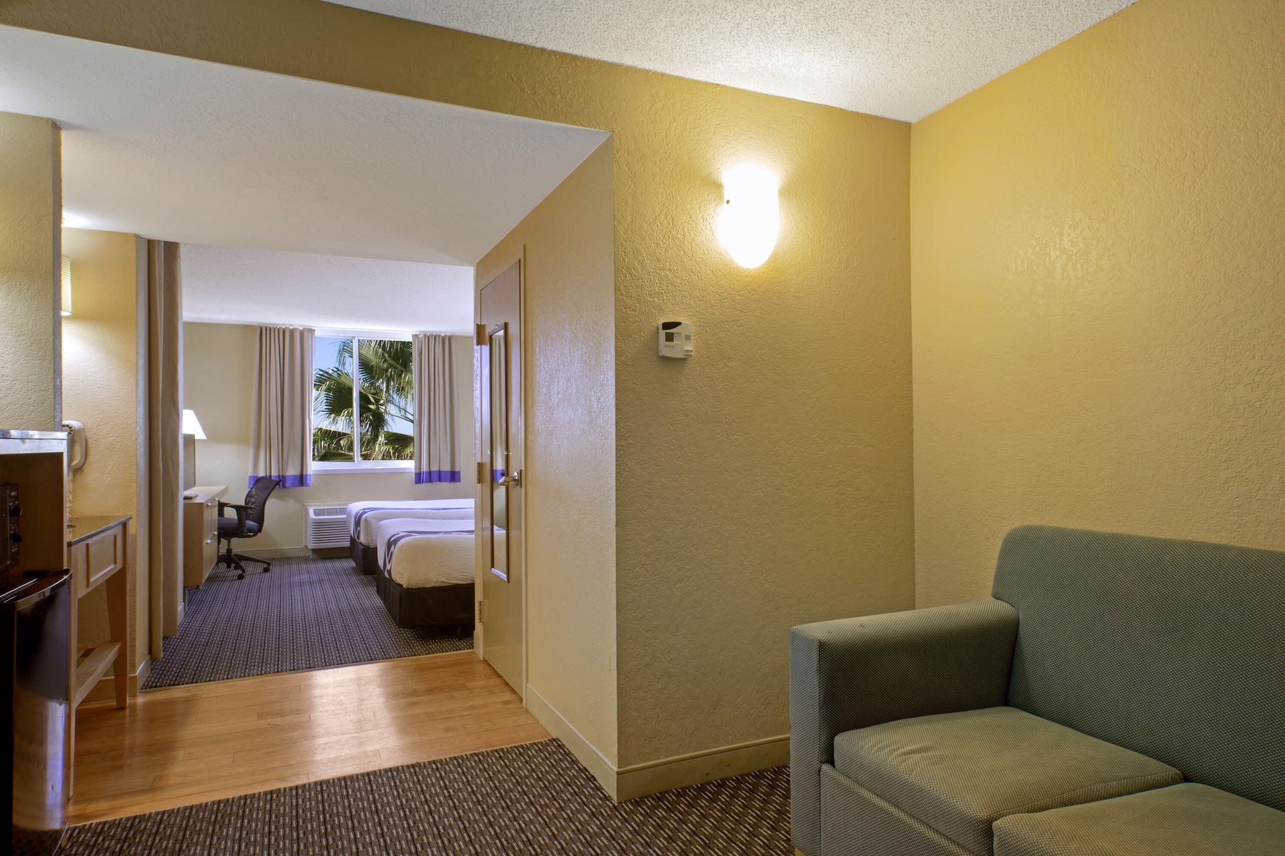 La Quinta Inn & Suites by Wyndham Sunrise suite in Sunrise, Florida