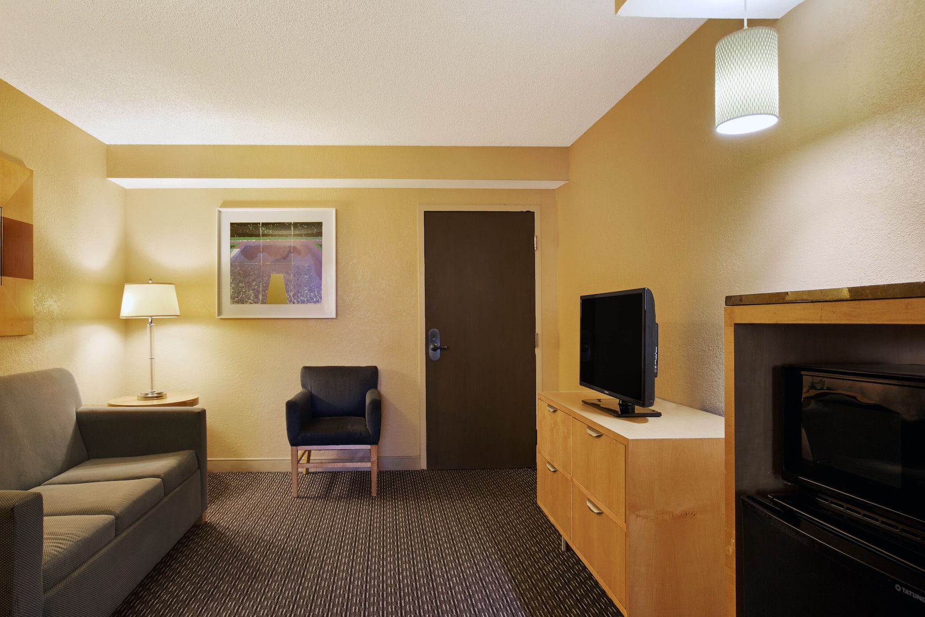 La Quinta Inn & Suites by Wyndham Sunrise suite in Sunrise, Florida
