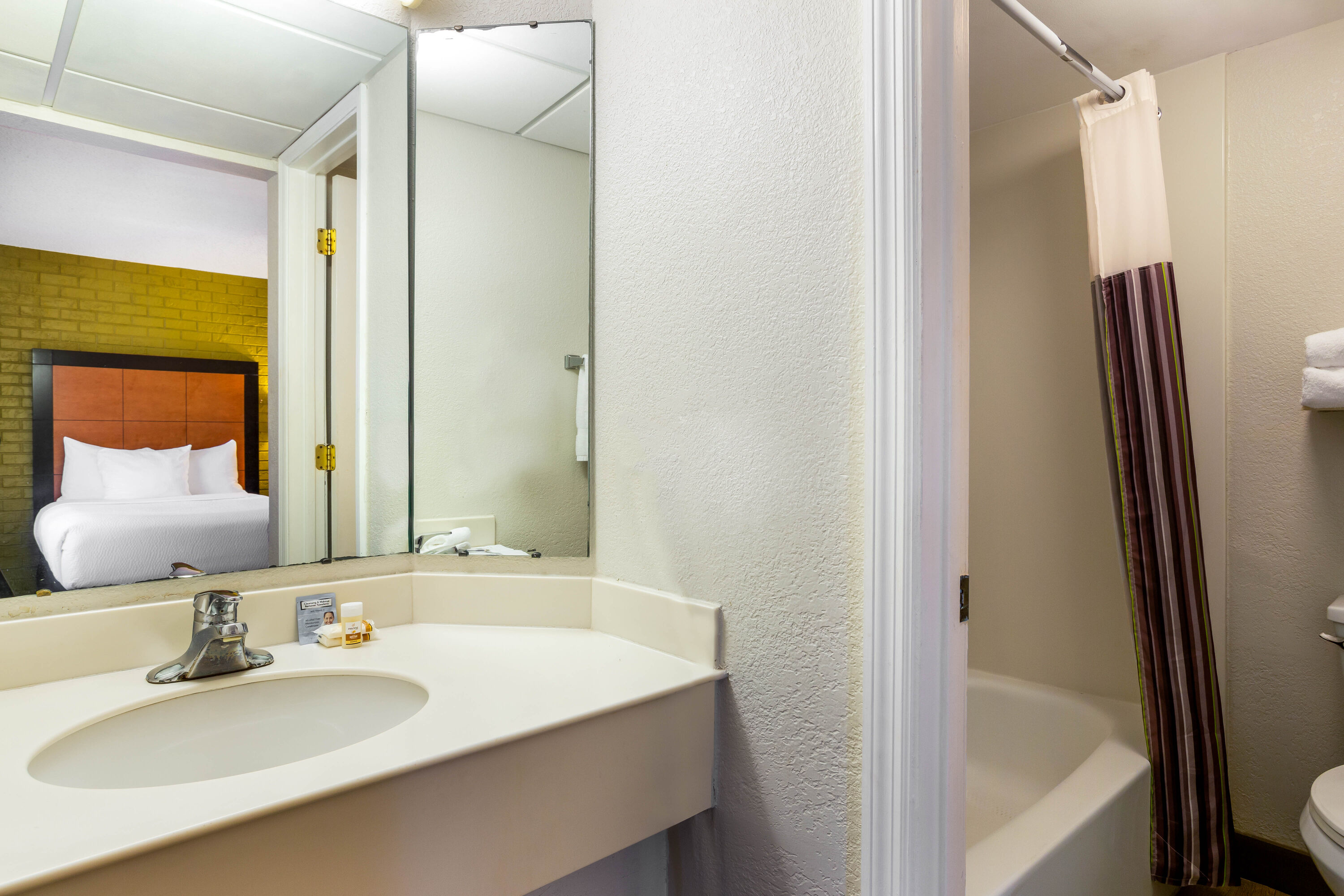 Guest room bath at the La Quinta Inn Tampa Airport Stadium Westshore in Tampa, Florida