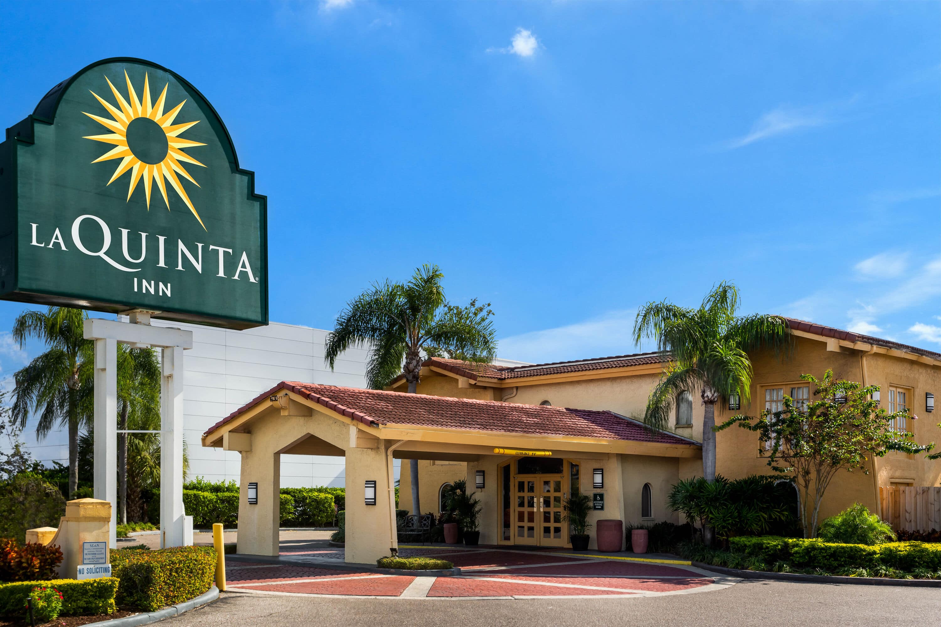 La quinta inn near me sales