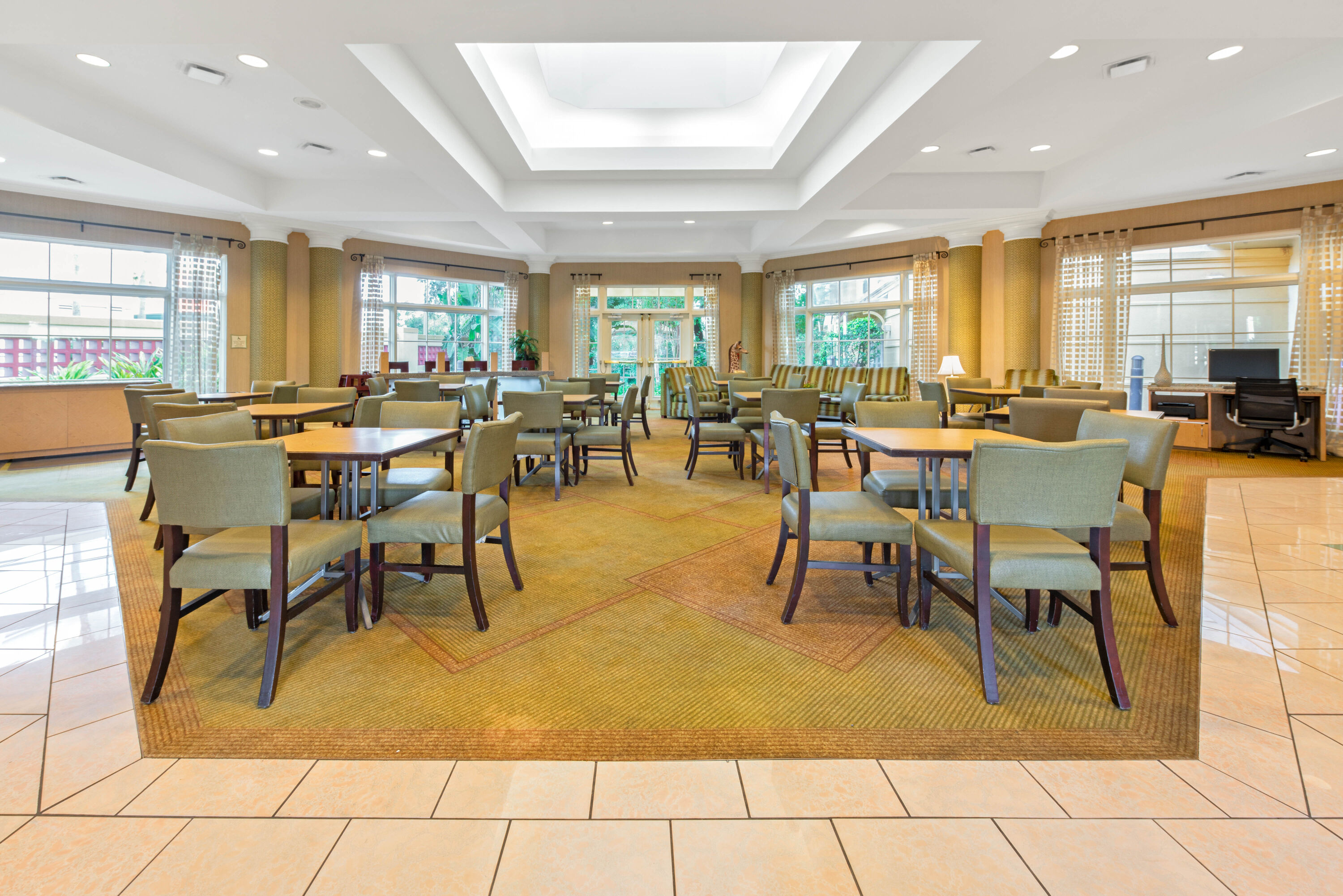 Free breakfast at La Quinta Inn & Suites by Wyndham USF (Near Busch Gardens) in Tampa, Florida