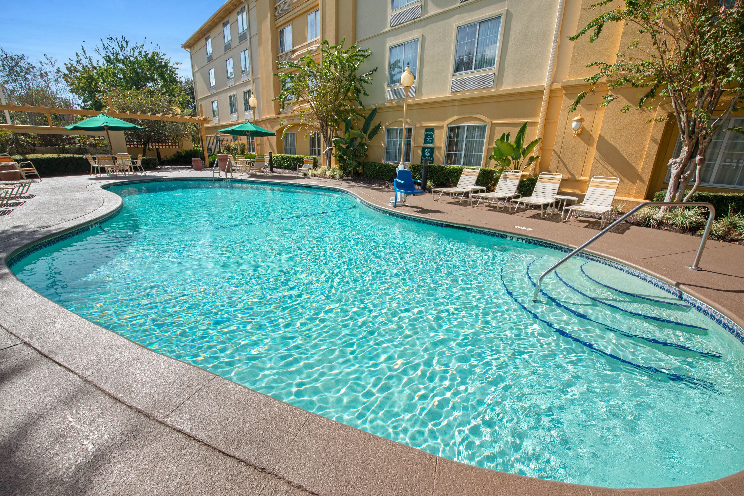 Pool at the La Quinta Inn & Suites by Wyndham USF (Near Busch Gardens) in Tampa, Florida