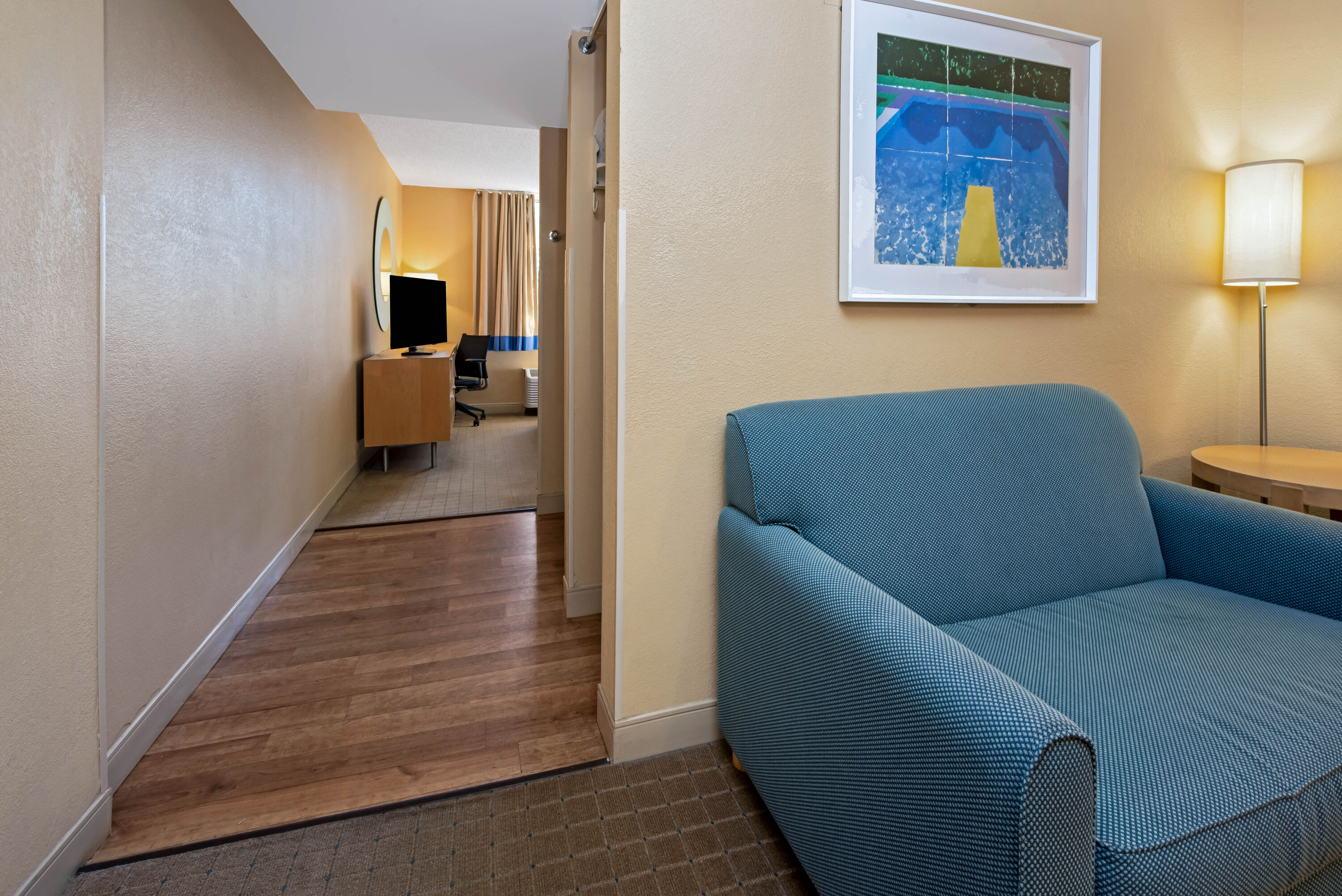 La Quinta Inn & Suites by Wyndham West Palm Beach Airport ...