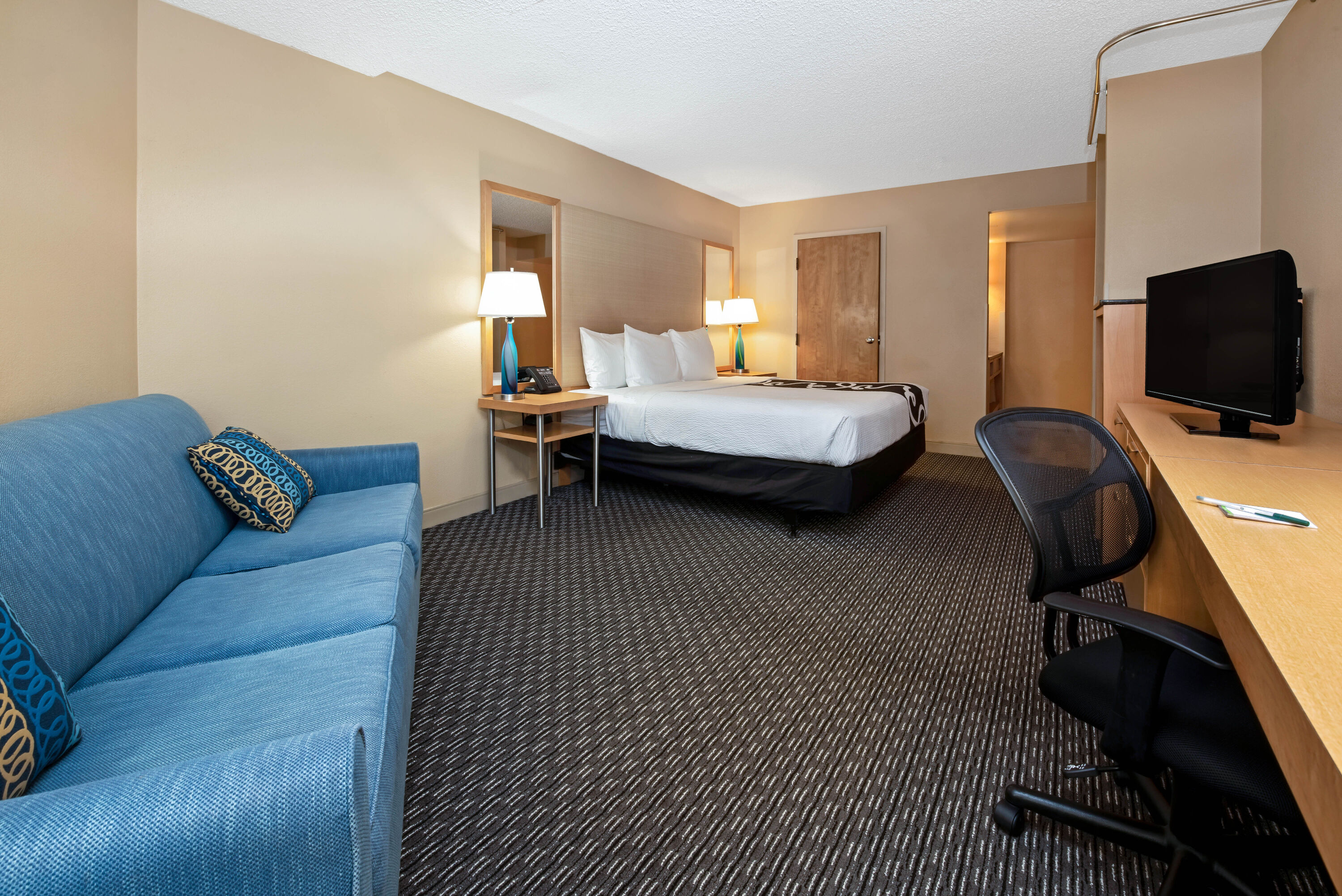 La Quinta Inn Amp Suites By Wyndham West Palm Beach Airport