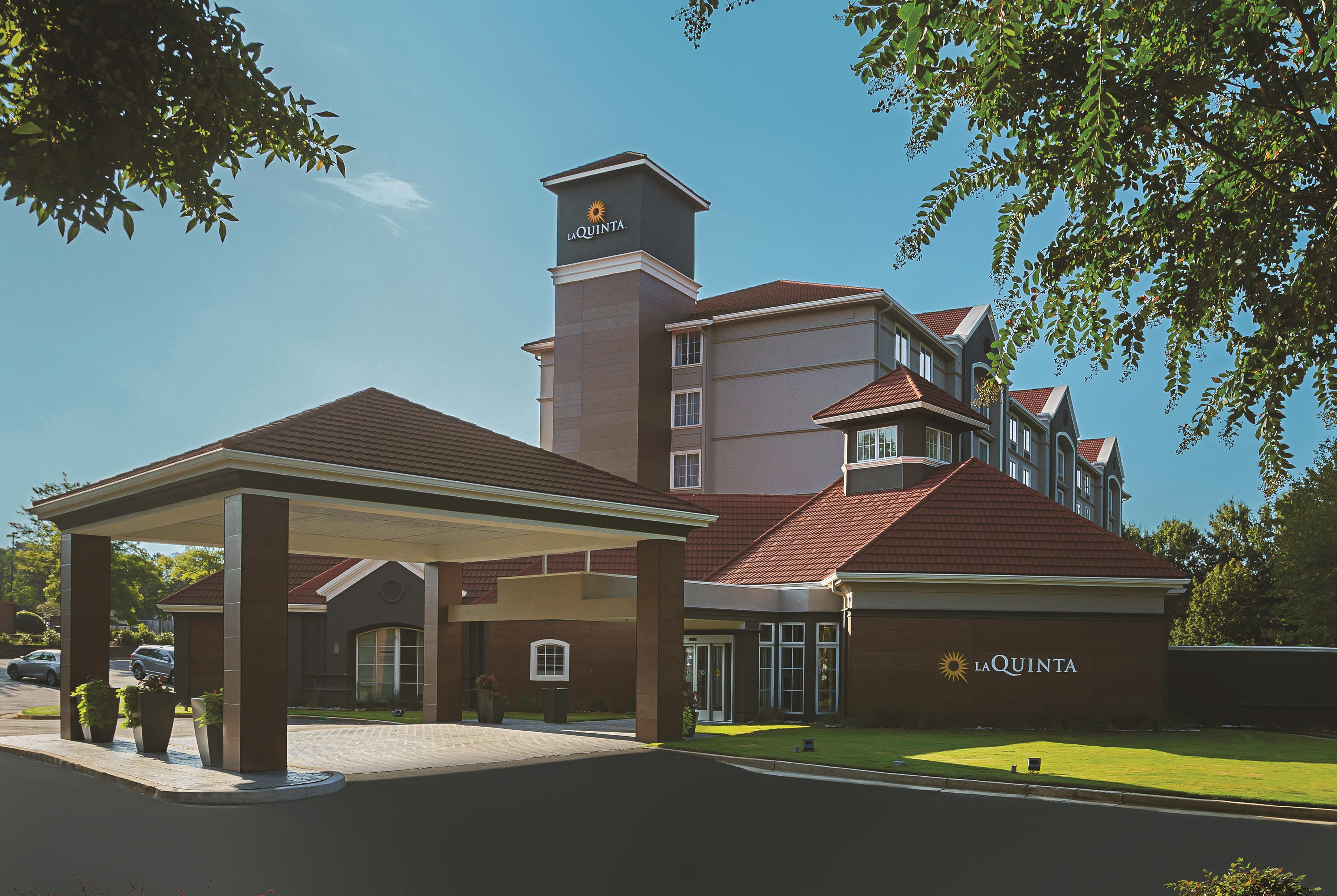 La Quinta Inn Suites By Wyndham Atlanta Alpharetta Alpharetta