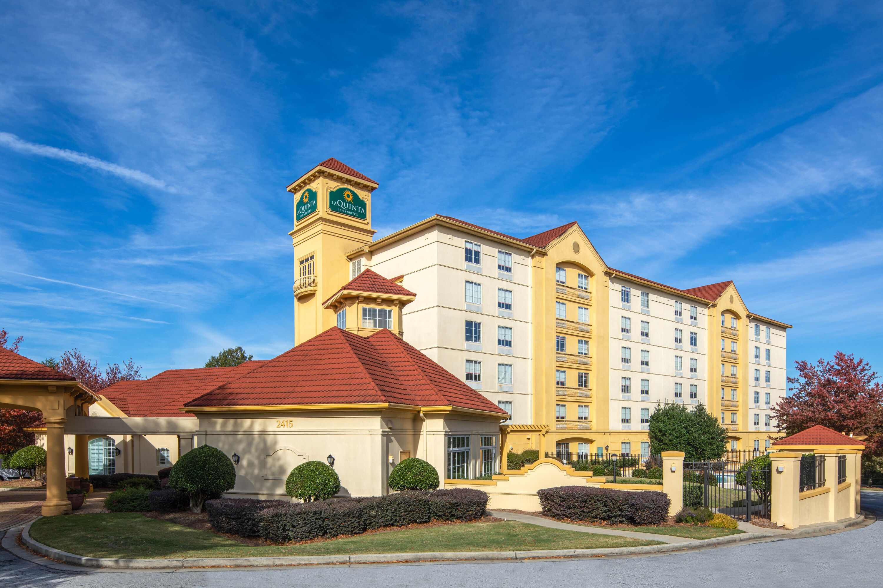 La Quinta Inn & Suites by Wyndham Atlanta Ballpark/Galleria Atlanta