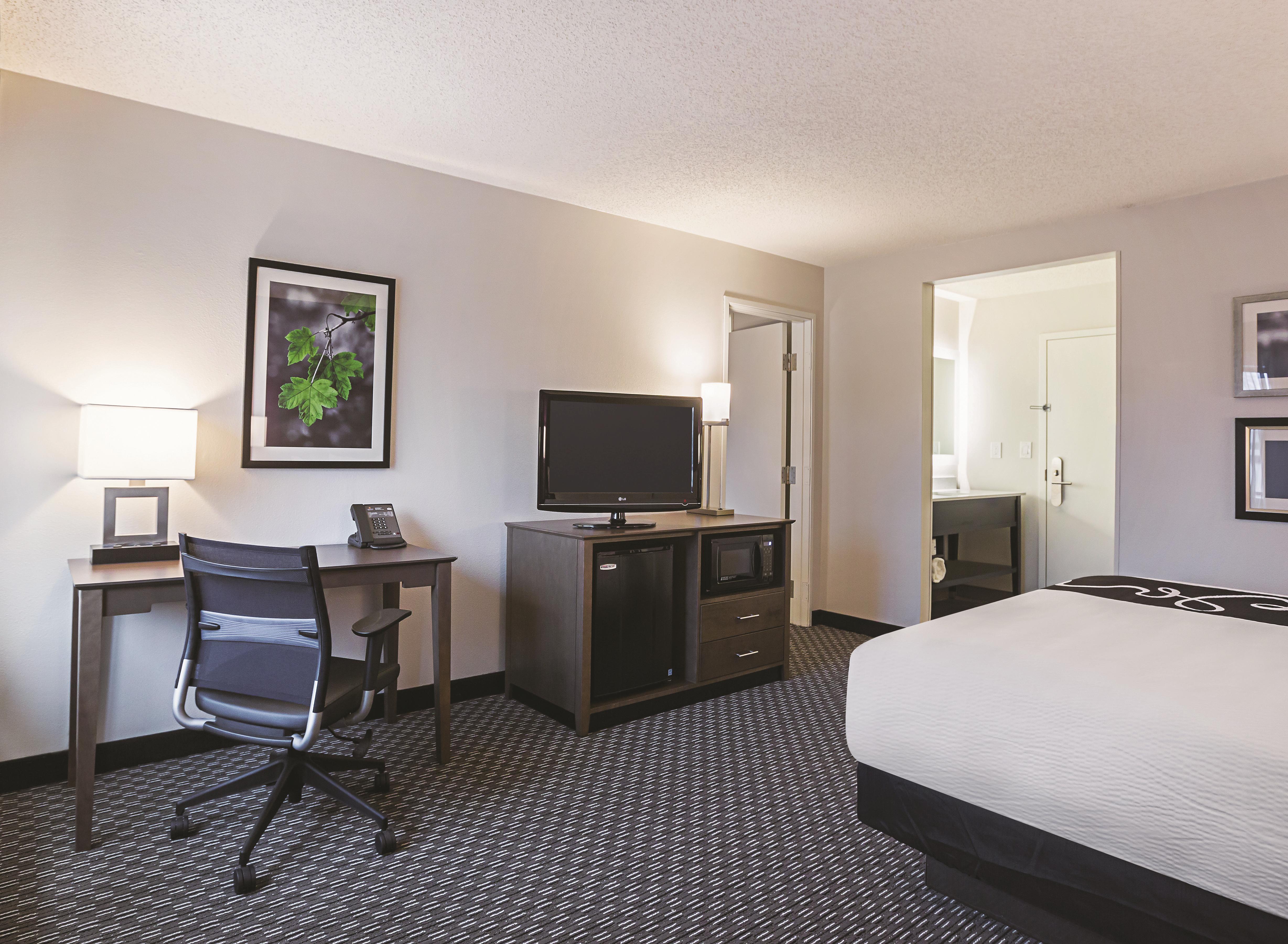 La Quinta Inn Amp Suites By Wyndham Atlanta Midtown