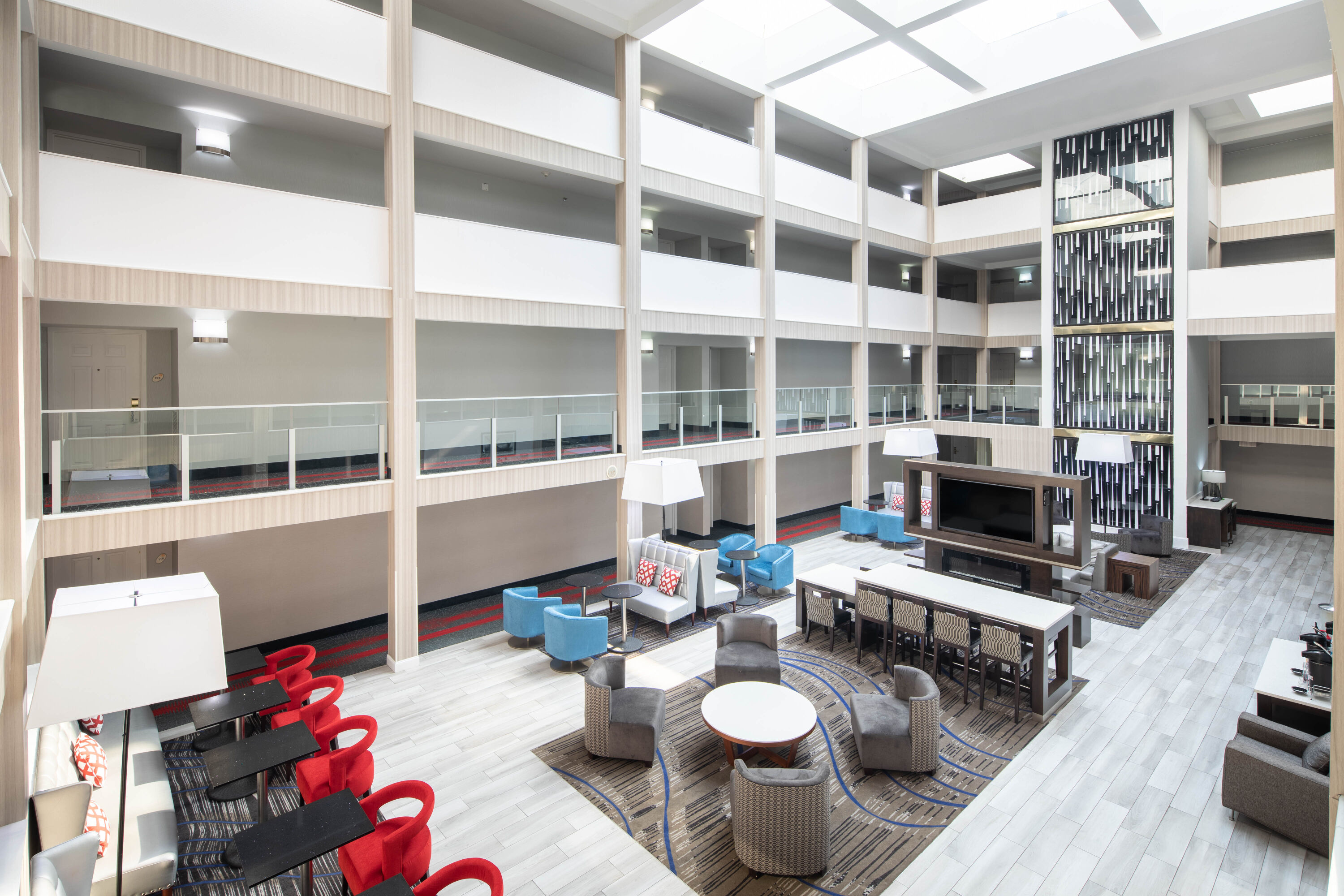 La Quinta Inn Amp Suites By Wyndham Atlanta Airport South