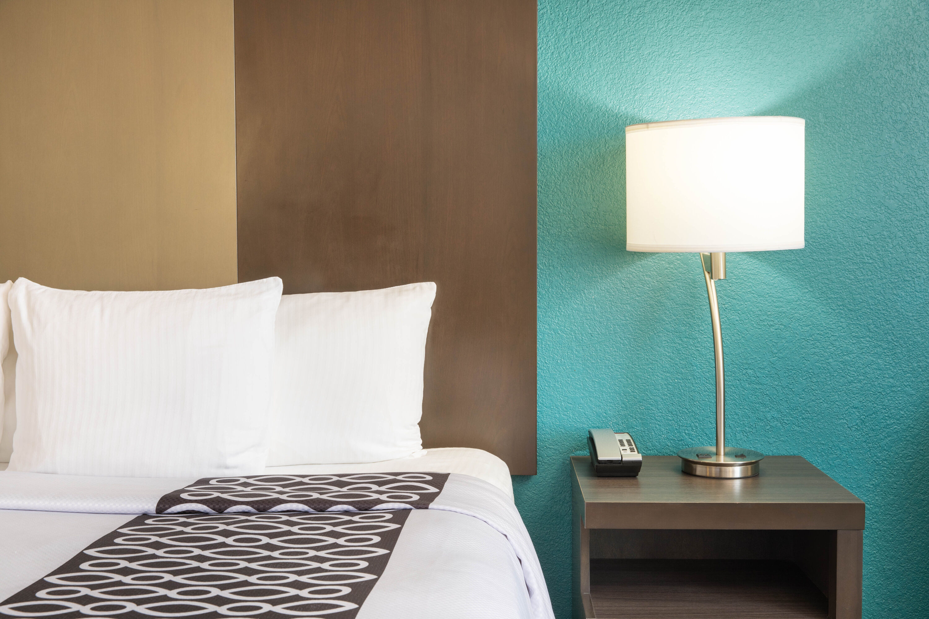 Guest room feature at the La Quinta Inn & Suites by Wyndham Atlanta Airport North in Atlanta, Georgia