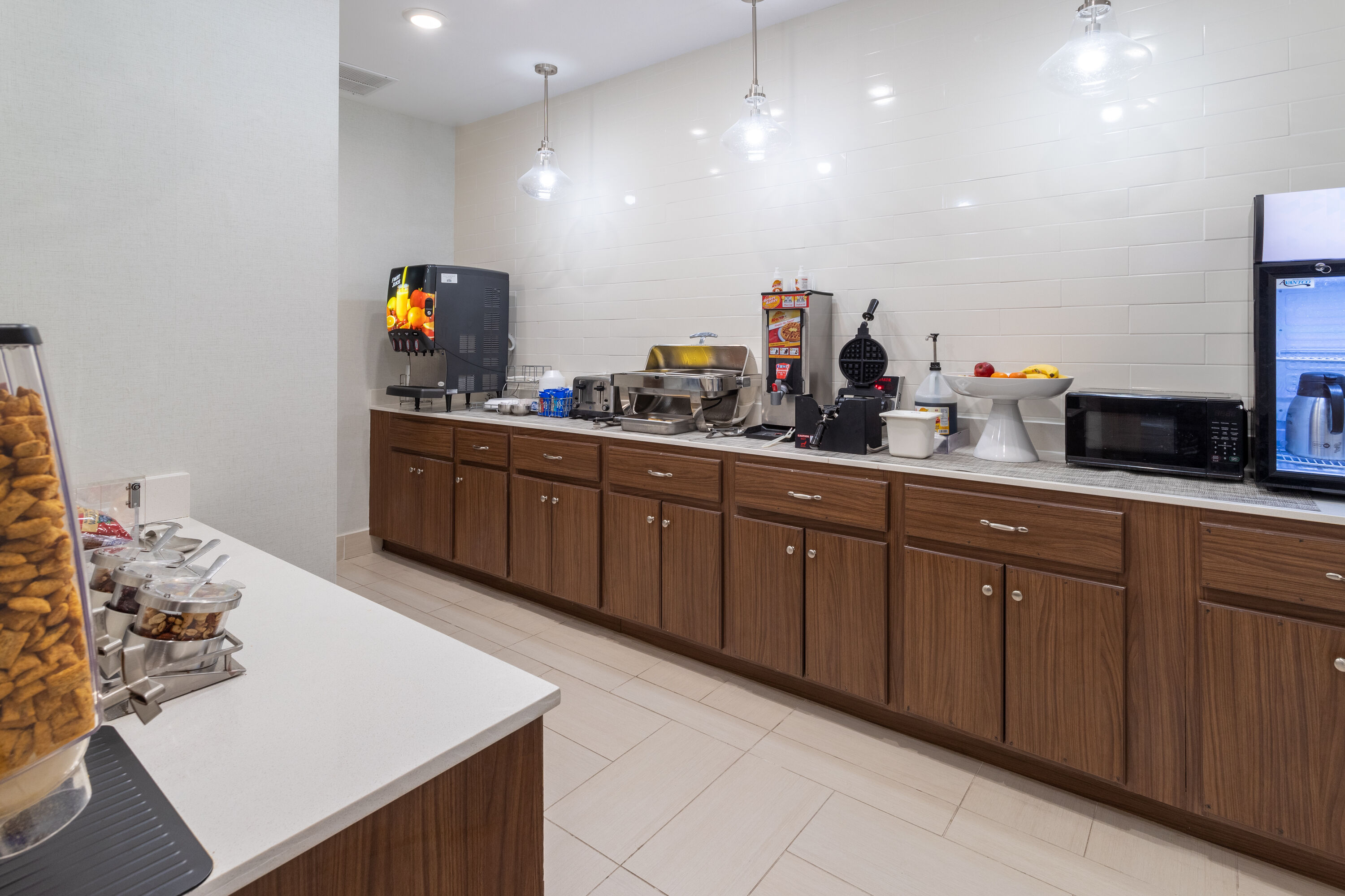 Free breakfast at La Quinta Inn & Suites by Wyndham Augusta/Fort Eisenhower in Augusta, Georgia