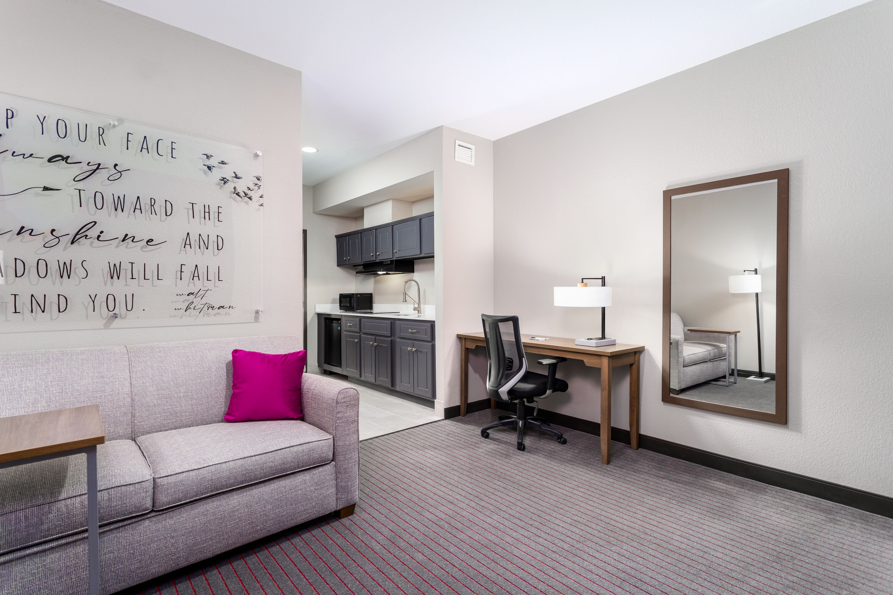 Guest room at the La Quinta Inn & Suites by Wyndham Augusta/Fort Eisenhower in Augusta, Georgia