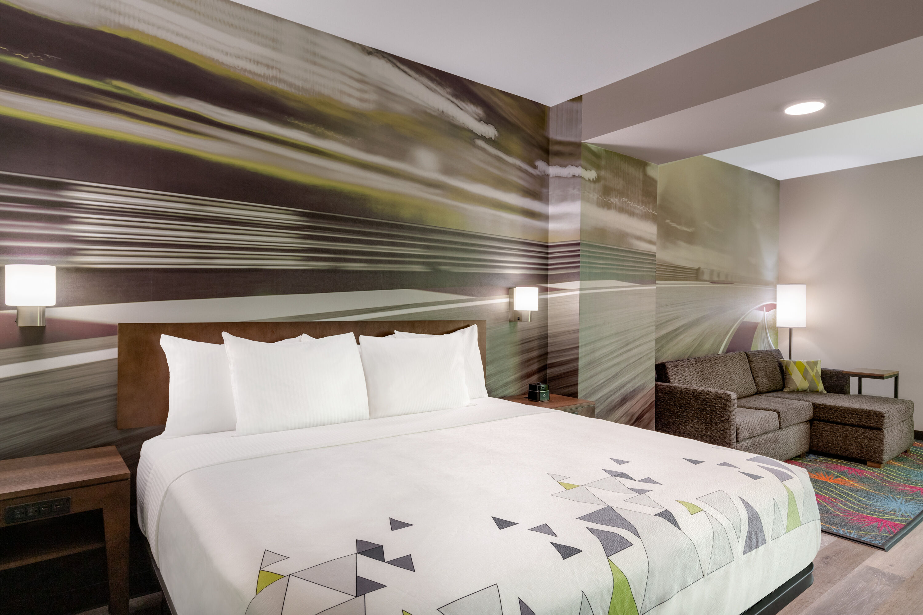 Guest room at the La Quinta Inn & Suites by Wyndham Braselton in Braselton, Georgia