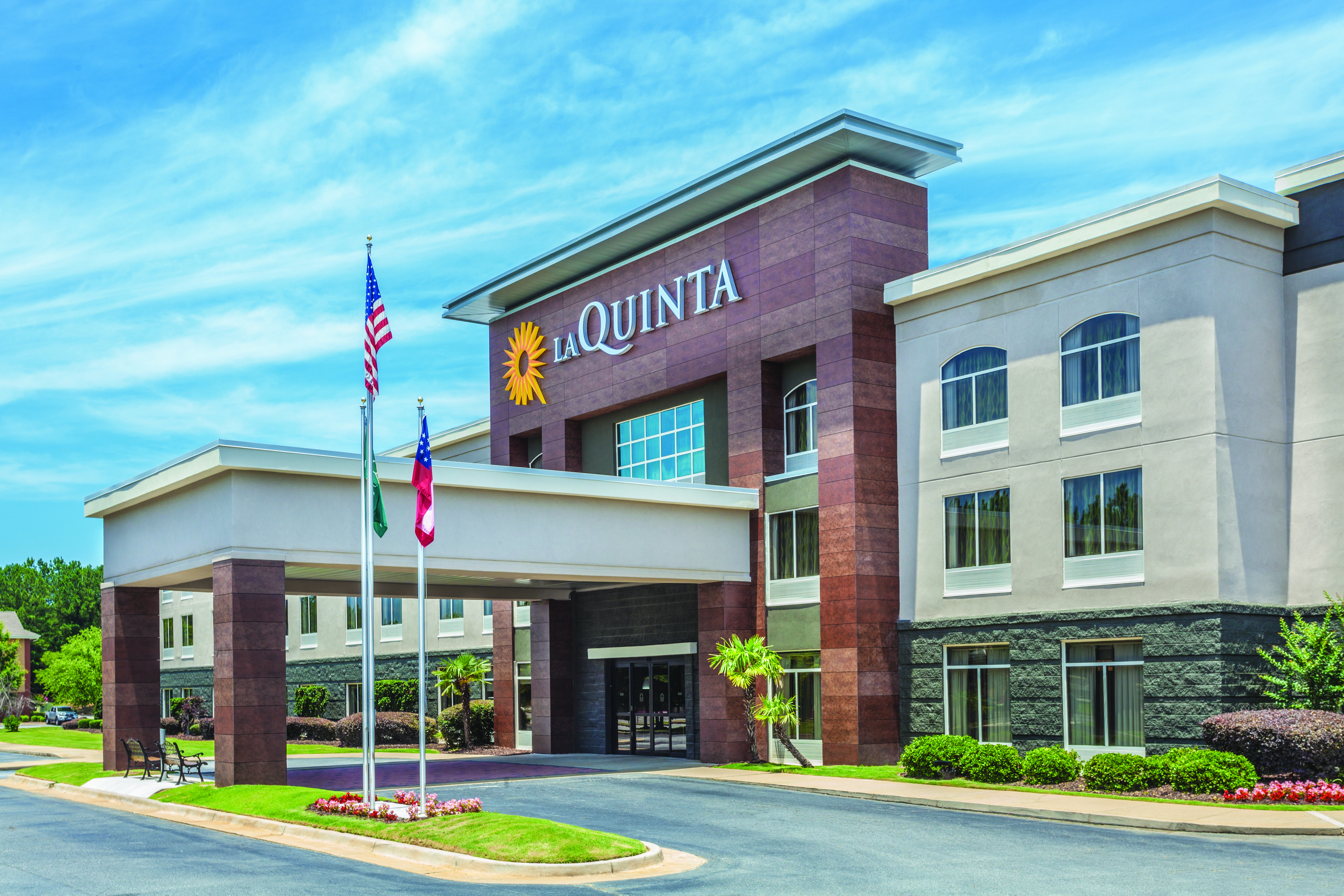 La Quinta Inn Amp Suites By Wyndham Columbus North