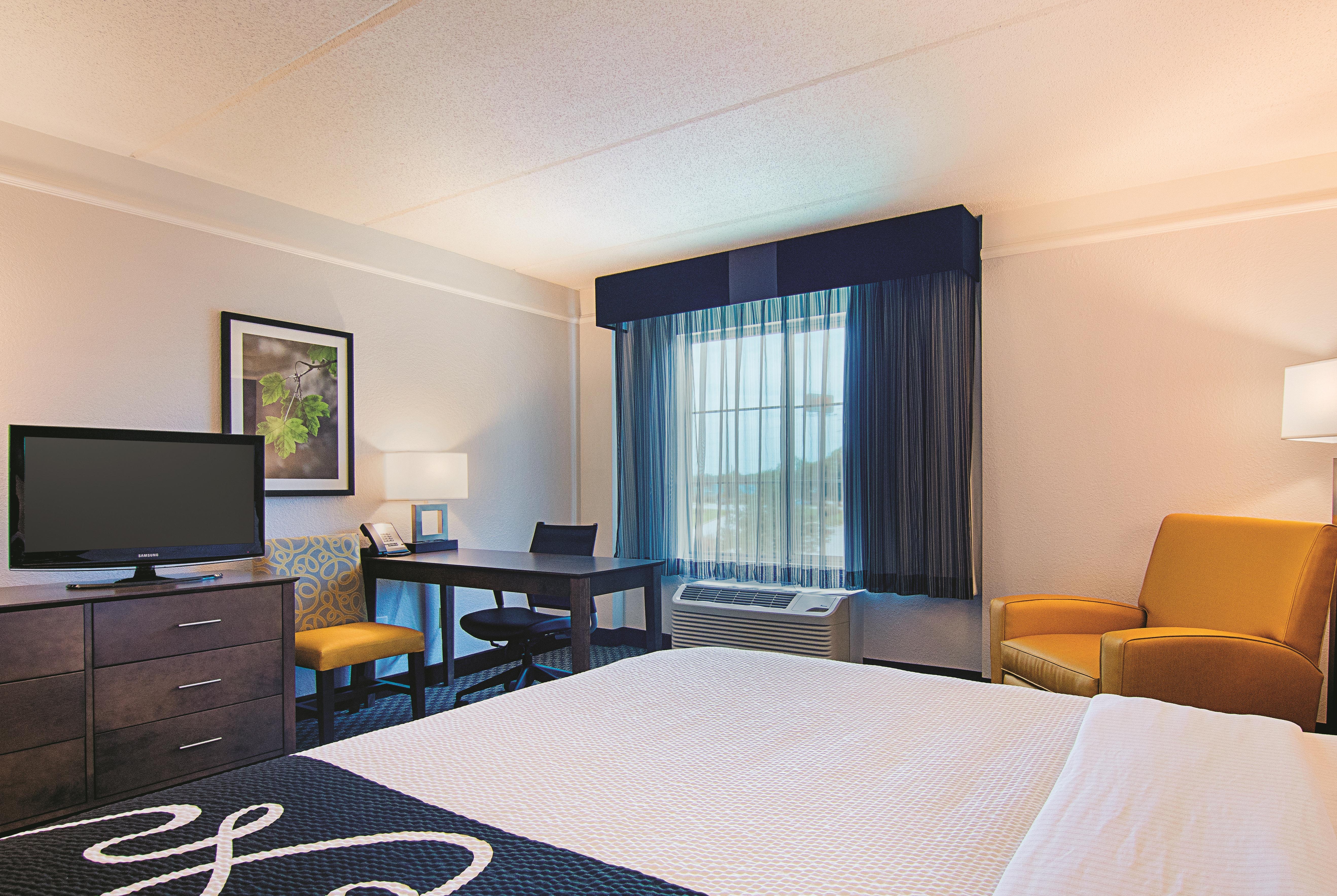La Quinta Inn Amp Suites By Wyndham Atlanta Conyers