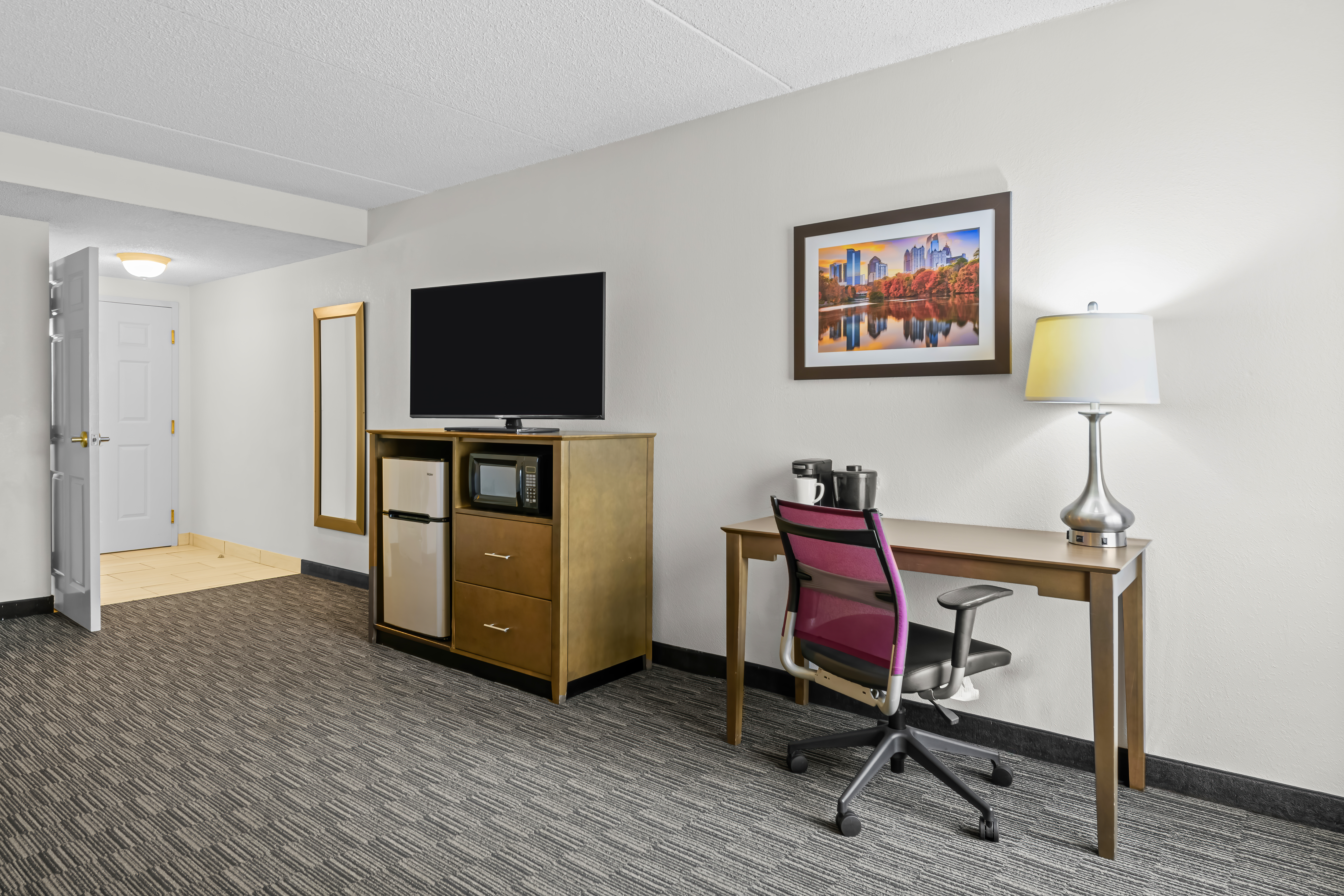 La Quinta Inn & Suites by Wyndham Atlanta Douglasville suite in Douglasville, Georgia