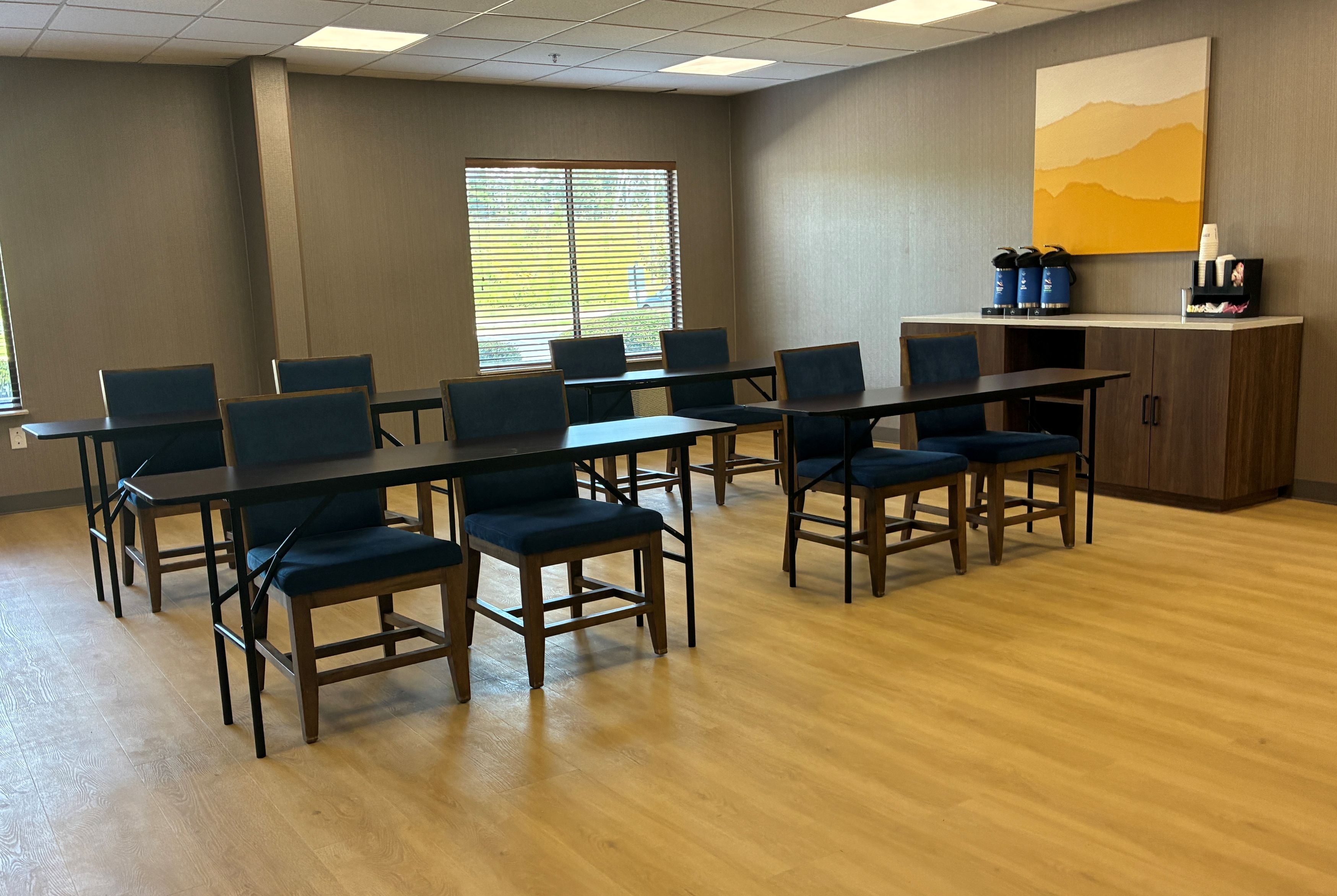 Meeting room at La Quinta Inn & Suites by Wyndham Duluth/Atlanta in Duluth, Georgia