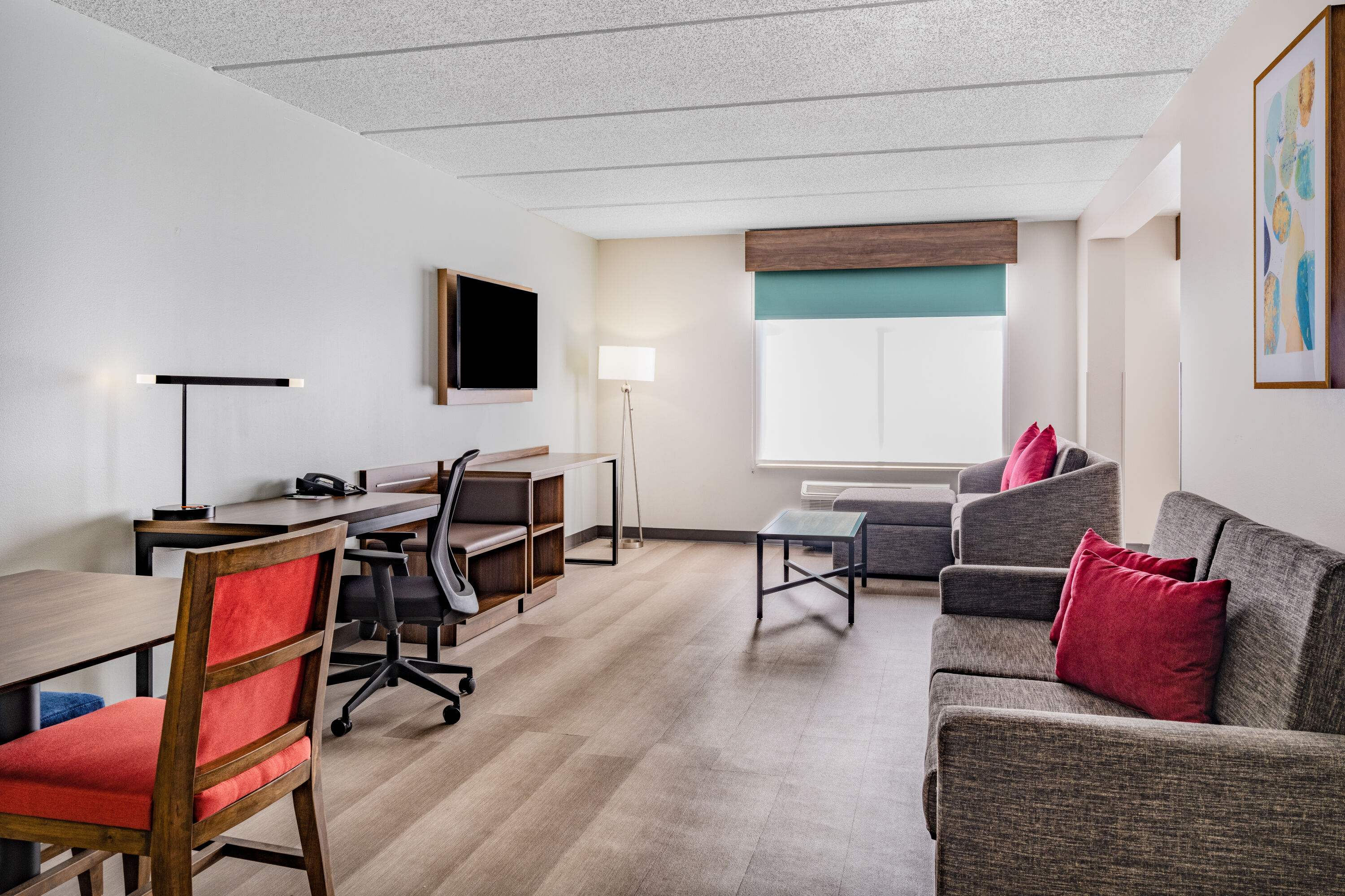La Quinta Inn & Suites by Wyndham Duluth/Atlanta suite in Duluth, Georgia