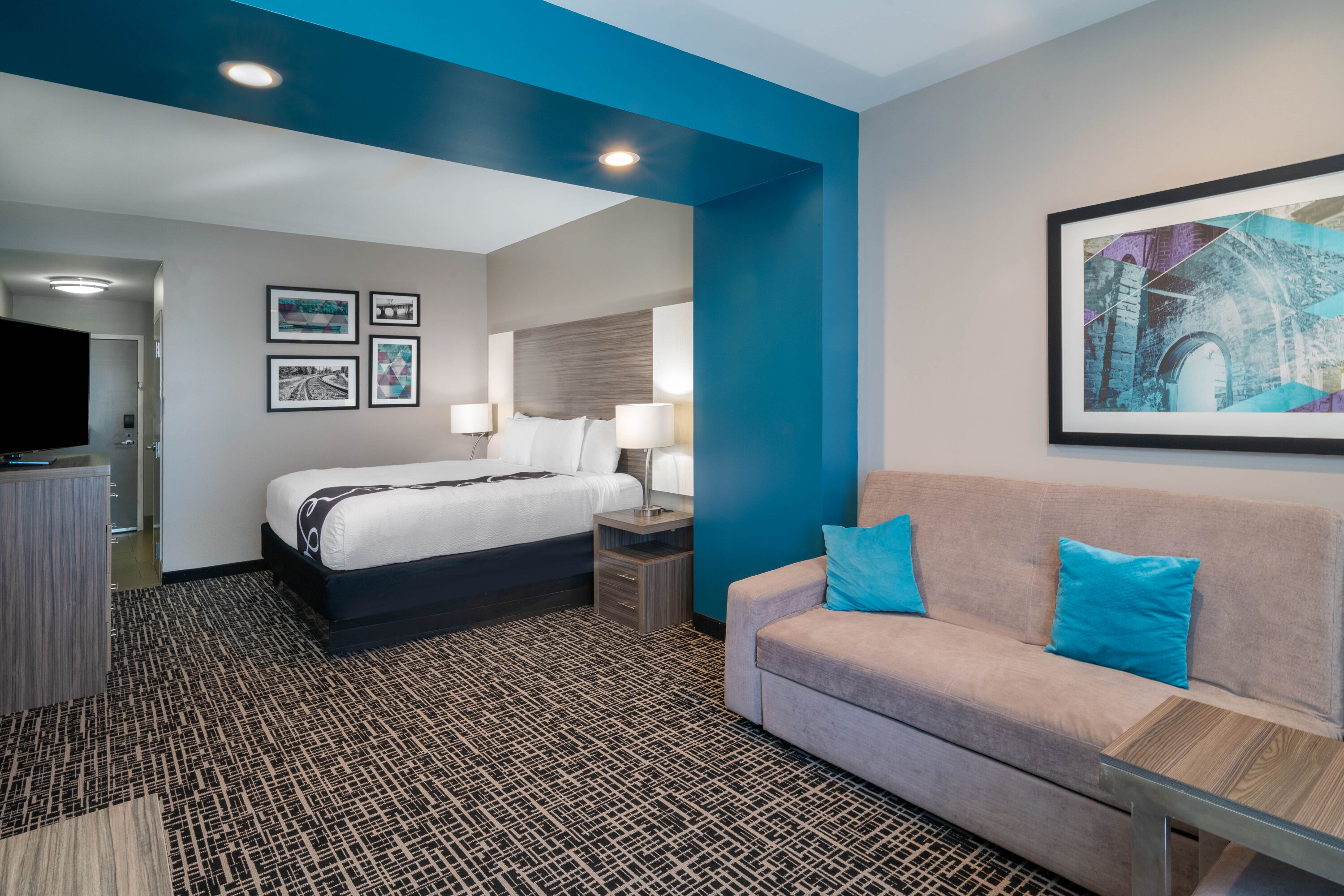 La Quinta Inn & Suites by Wyndham Forsyth Forsyth, GA Hotels