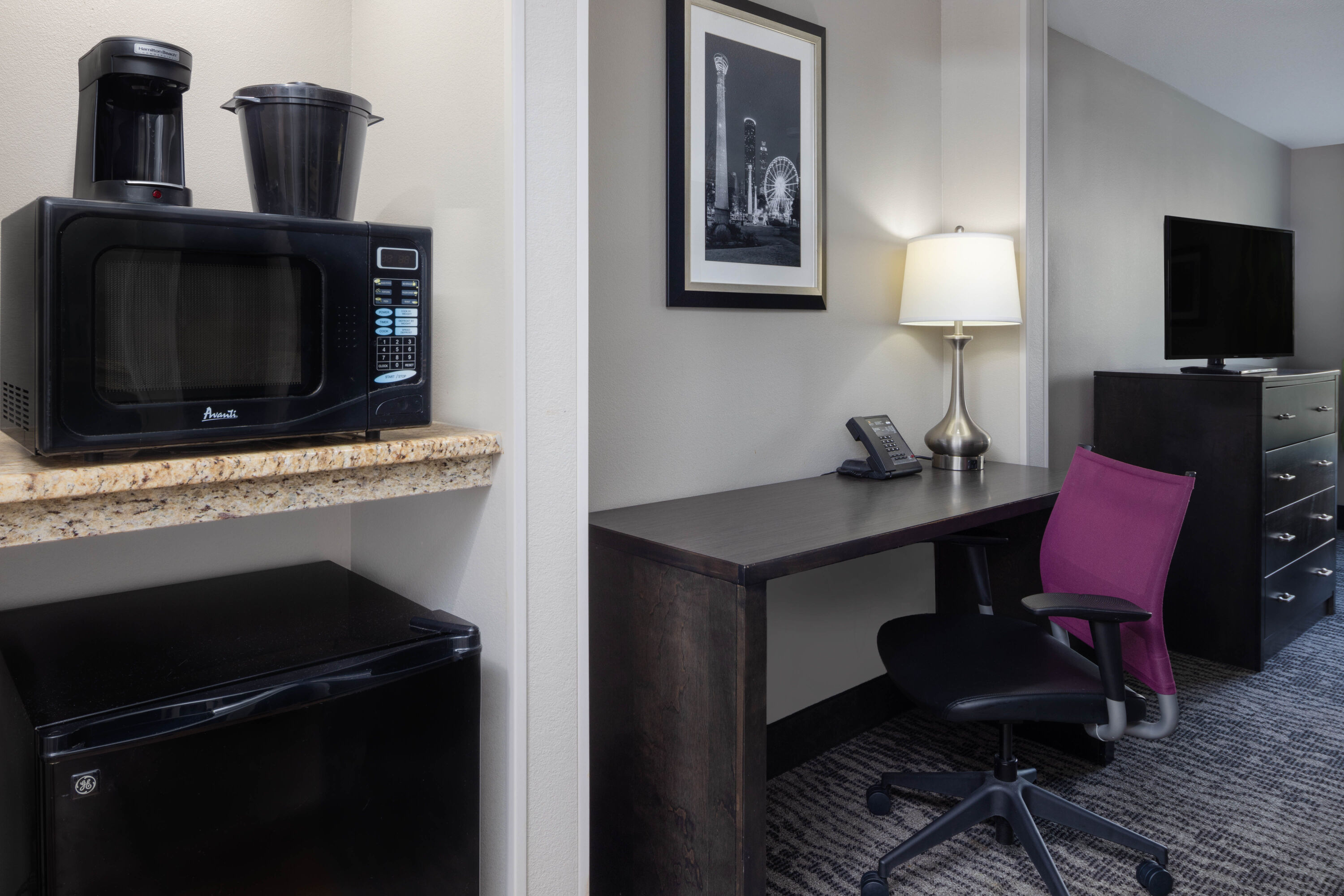 Guest room feature at the La Quinta Inn & Suites by Wyndham Kennesaw in Kennesaw, Georgia