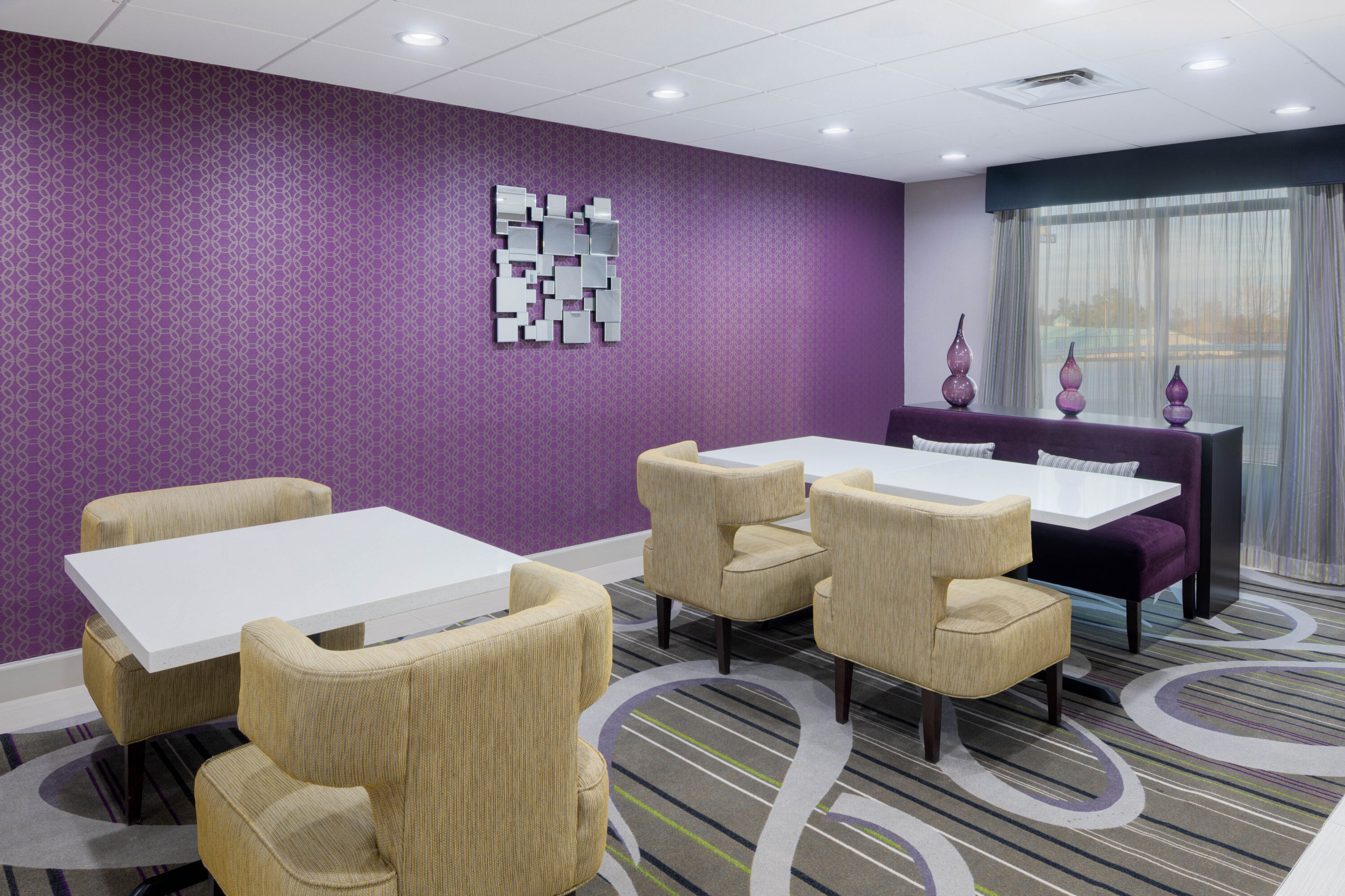 La Quinta Inn Suites By Wyndham Kennesaw Kennesaw Ga Hotels