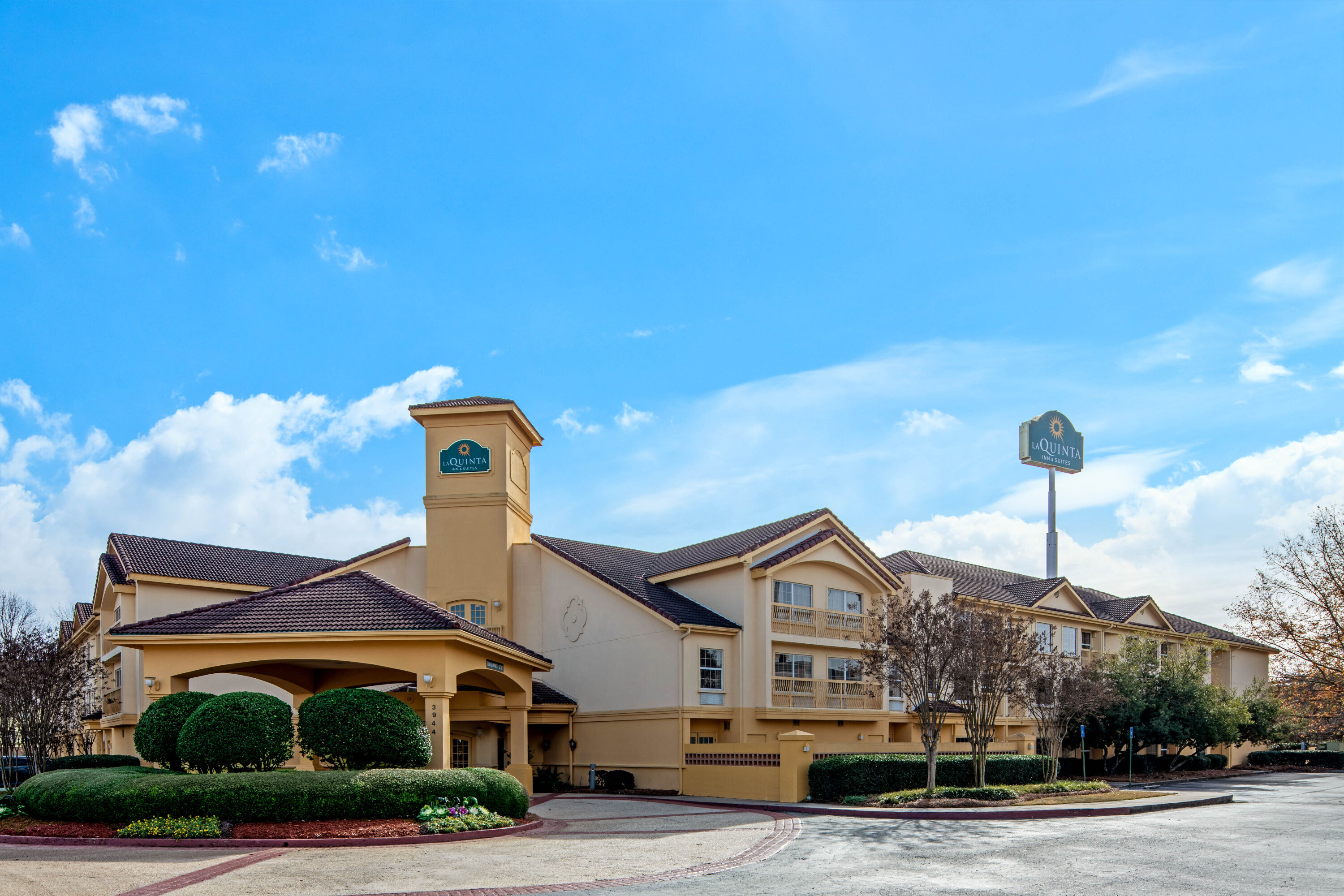 La Quinta Inn & Suites by Wyndham Macon Macon, GA Hotels