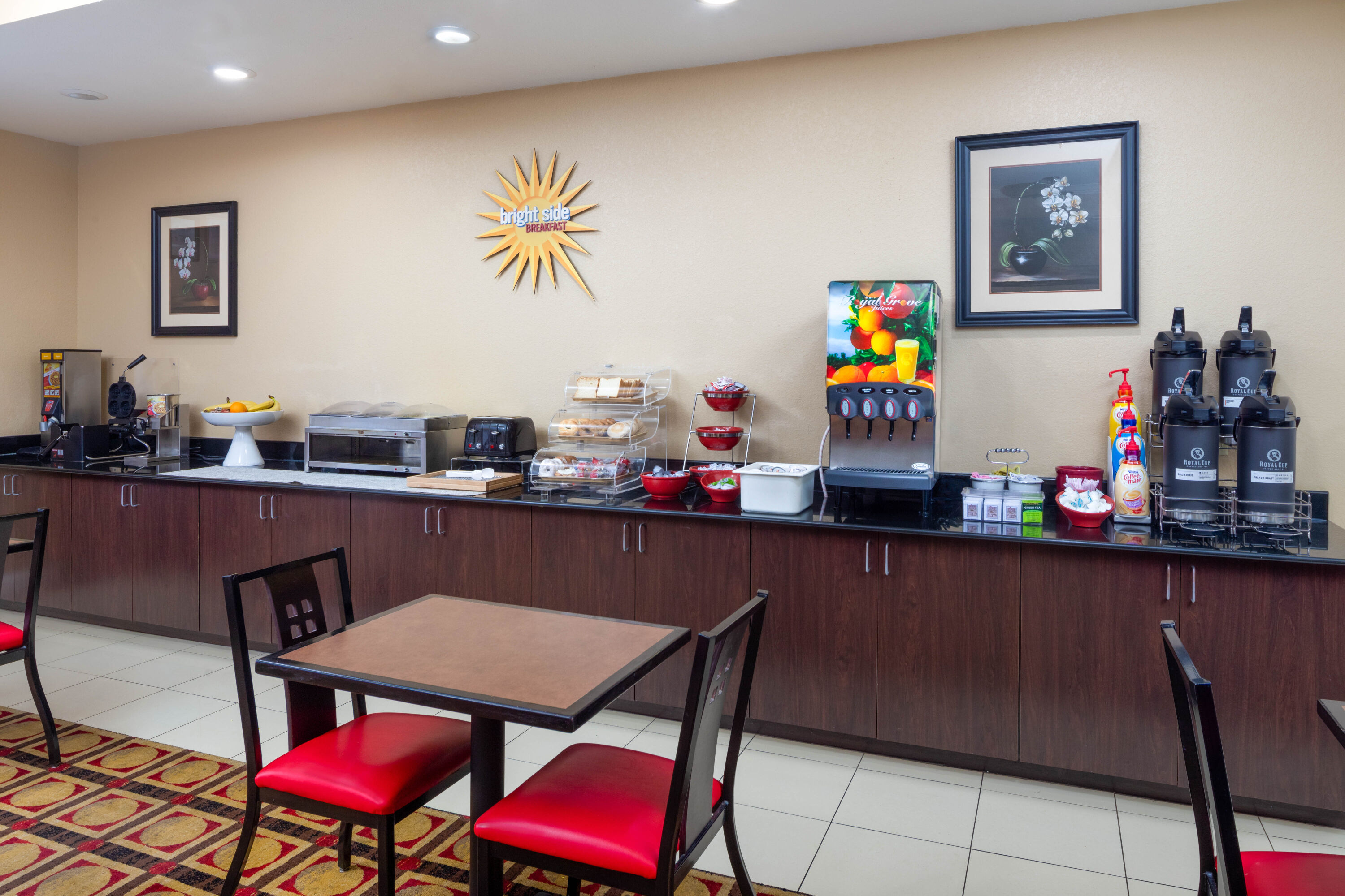 Free breakfast at La Quinta Inn & Suites by Wyndham Macon West in Macon, Georgia
