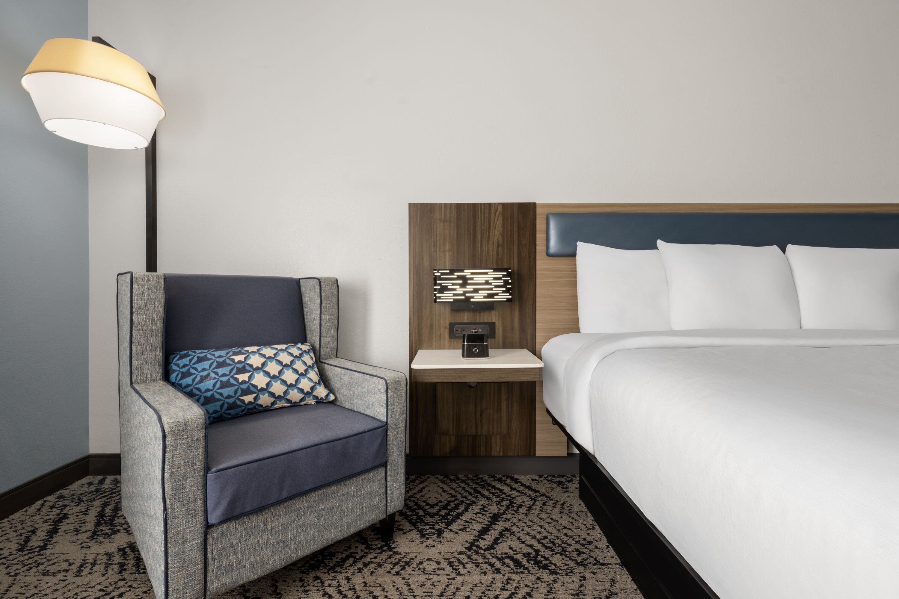 Guest room at the La Quinta Inn & Suites by Wyndham Savannah Airport - Pooler in Pooler, Georgia