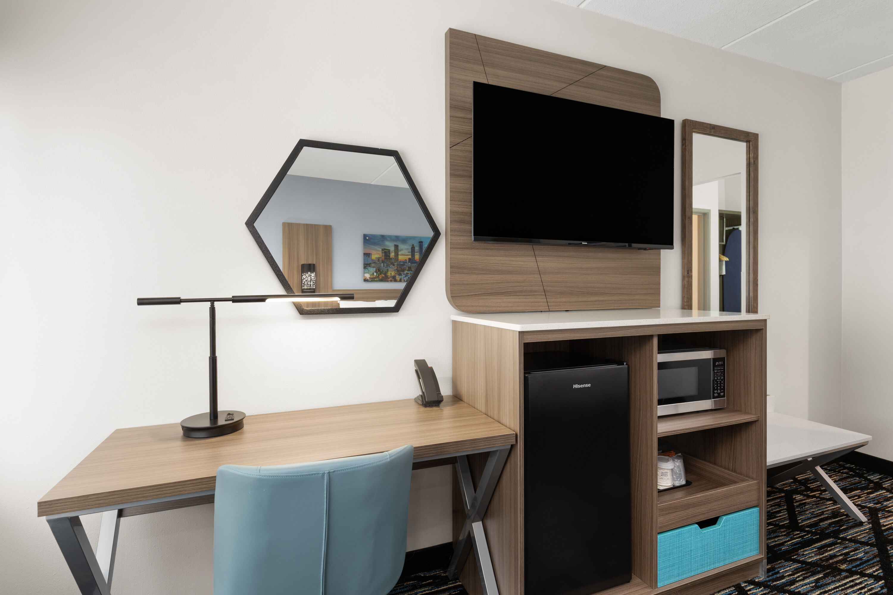 Guest room at the La Quinta Inn & Suites by Wyndham Atlanta Roswell in Roswell, Georgia