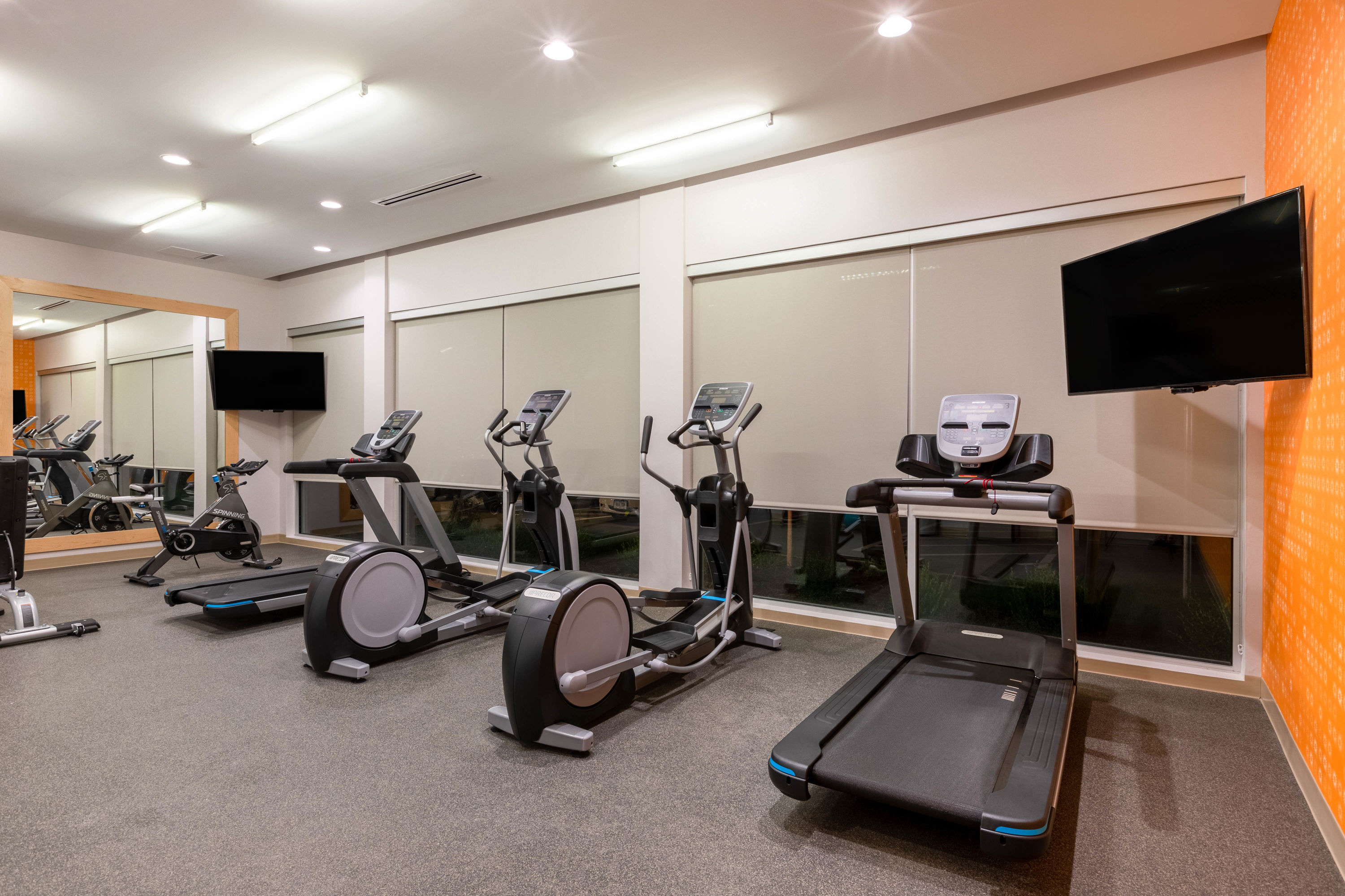 Health club at La Quinta by Wyndham Altoona Des Moines in Altoona, Iowa