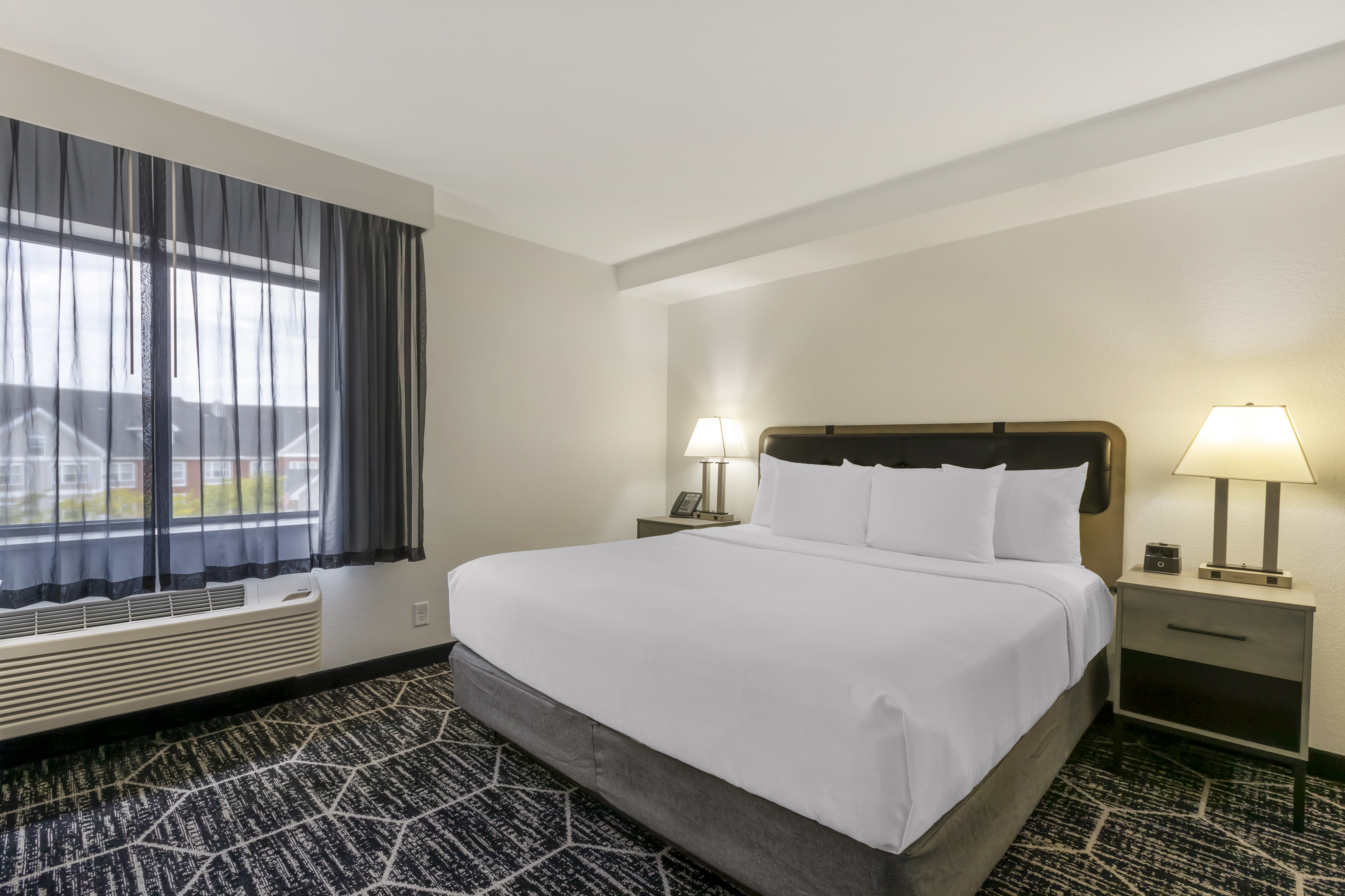 Guest room at the La Quinta Inn & Suites by Wyndham Des Moines West Clive in Clive, Iowa