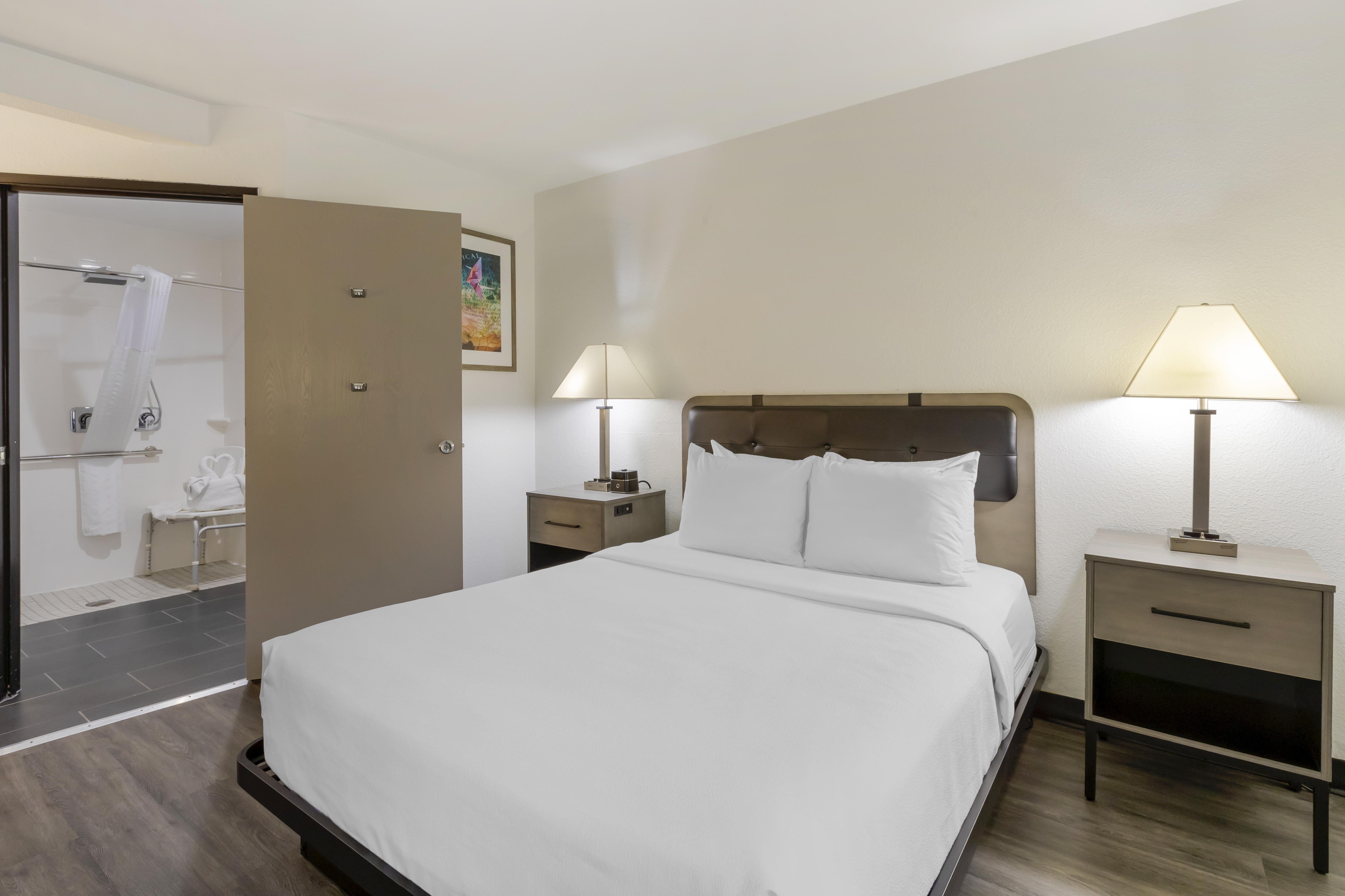 Guest room at the La Quinta Inn & Suites by Wyndham Des Moines West Clive in Clive, Iowa