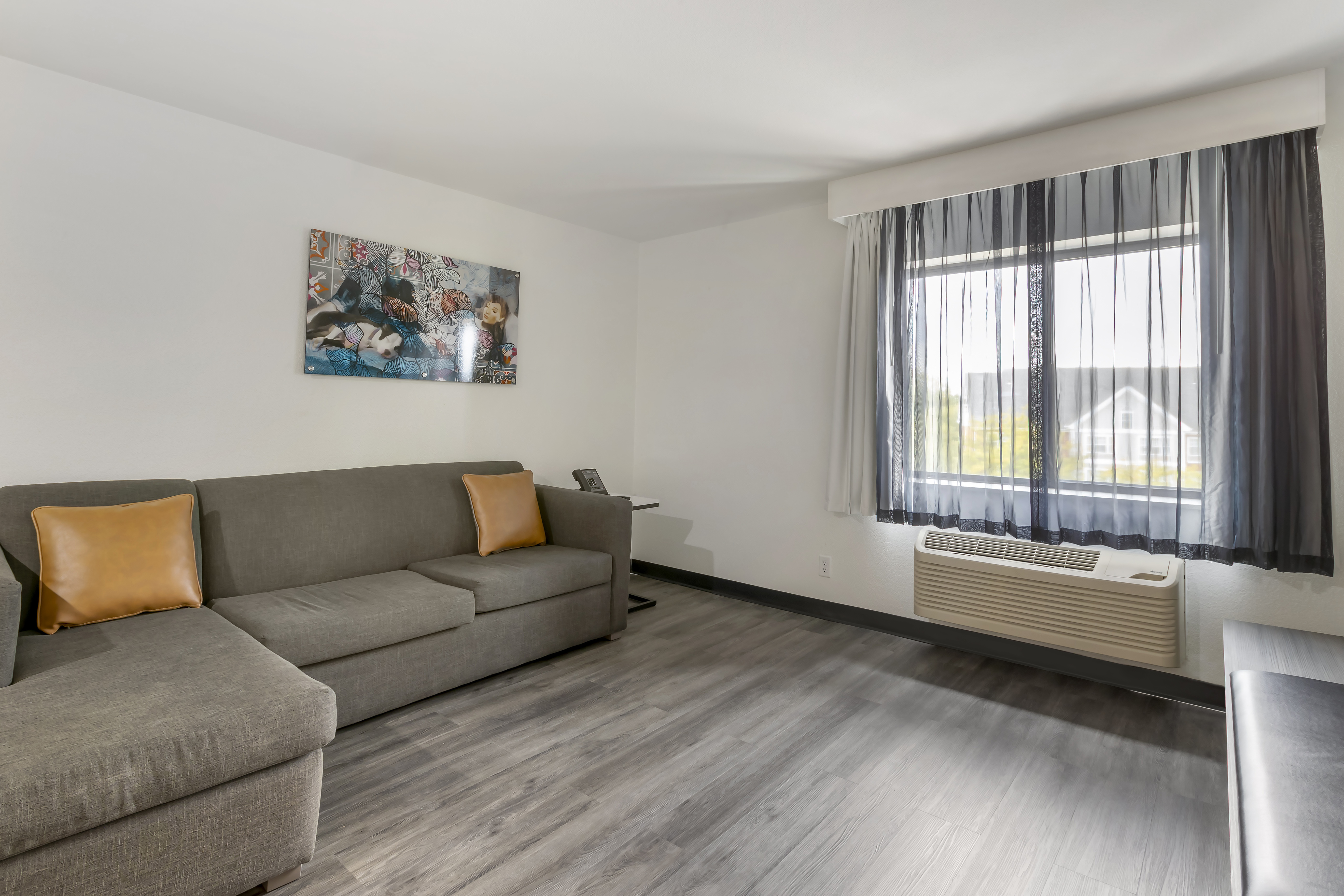 Guest room at the La Quinta Inn & Suites by Wyndham Des Moines West Clive in Clive, Iowa
