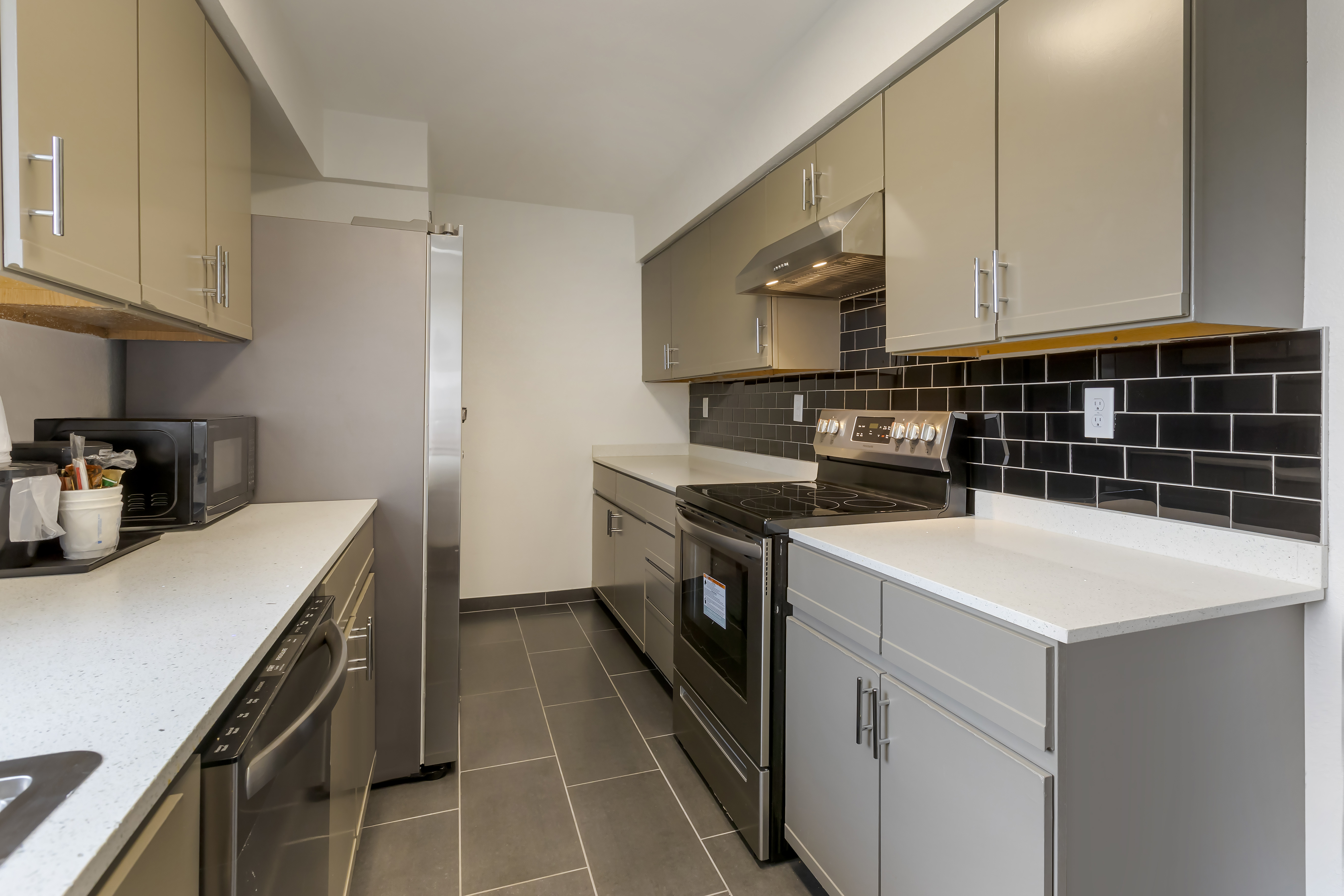 Guest room at the La Quinta Inn & Suites by Wyndham Des Moines West Clive in Clive, Iowa