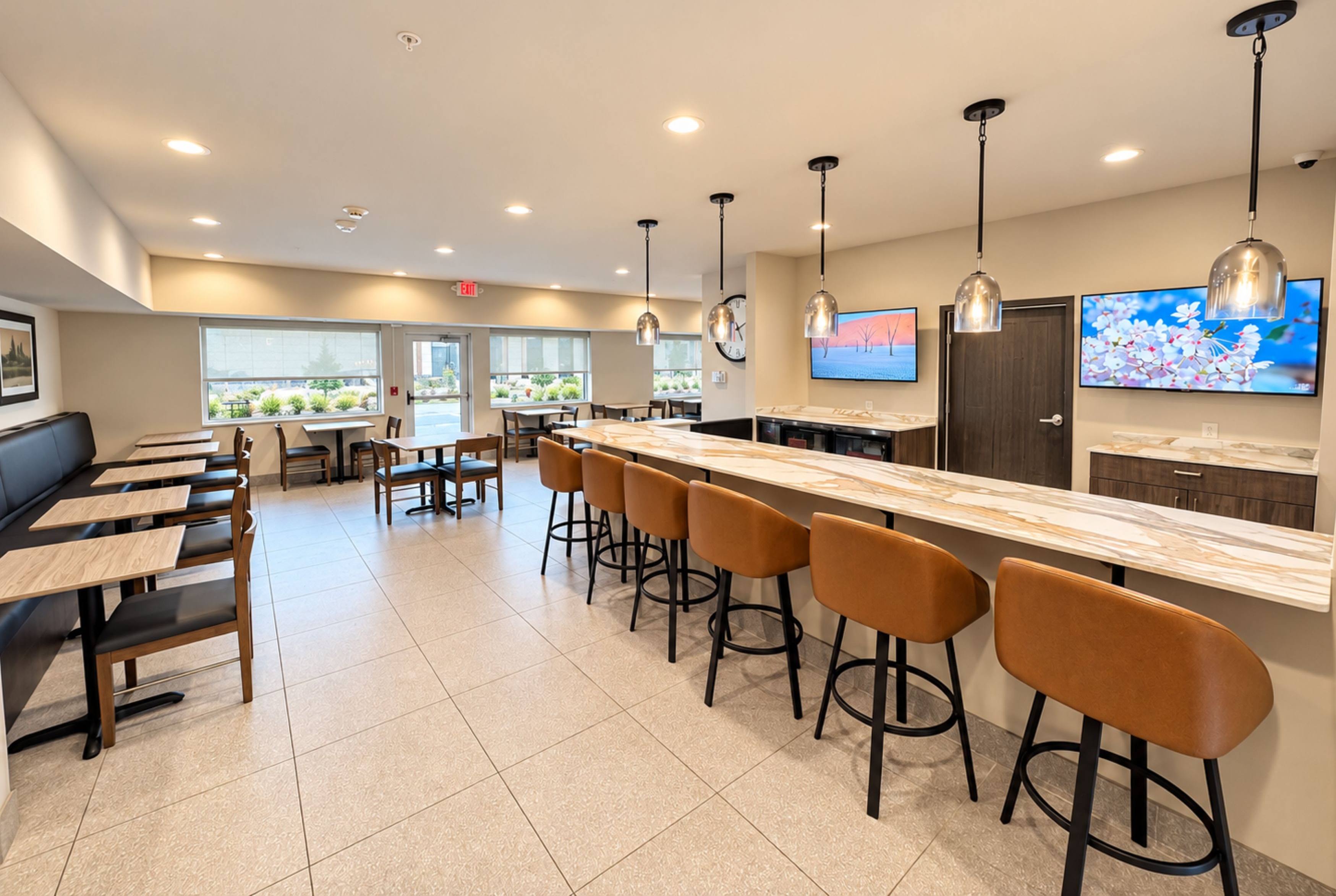 Free breakfast at La Quinta Inn & Suites by Wyndham Johnston in Johnston, Iowa