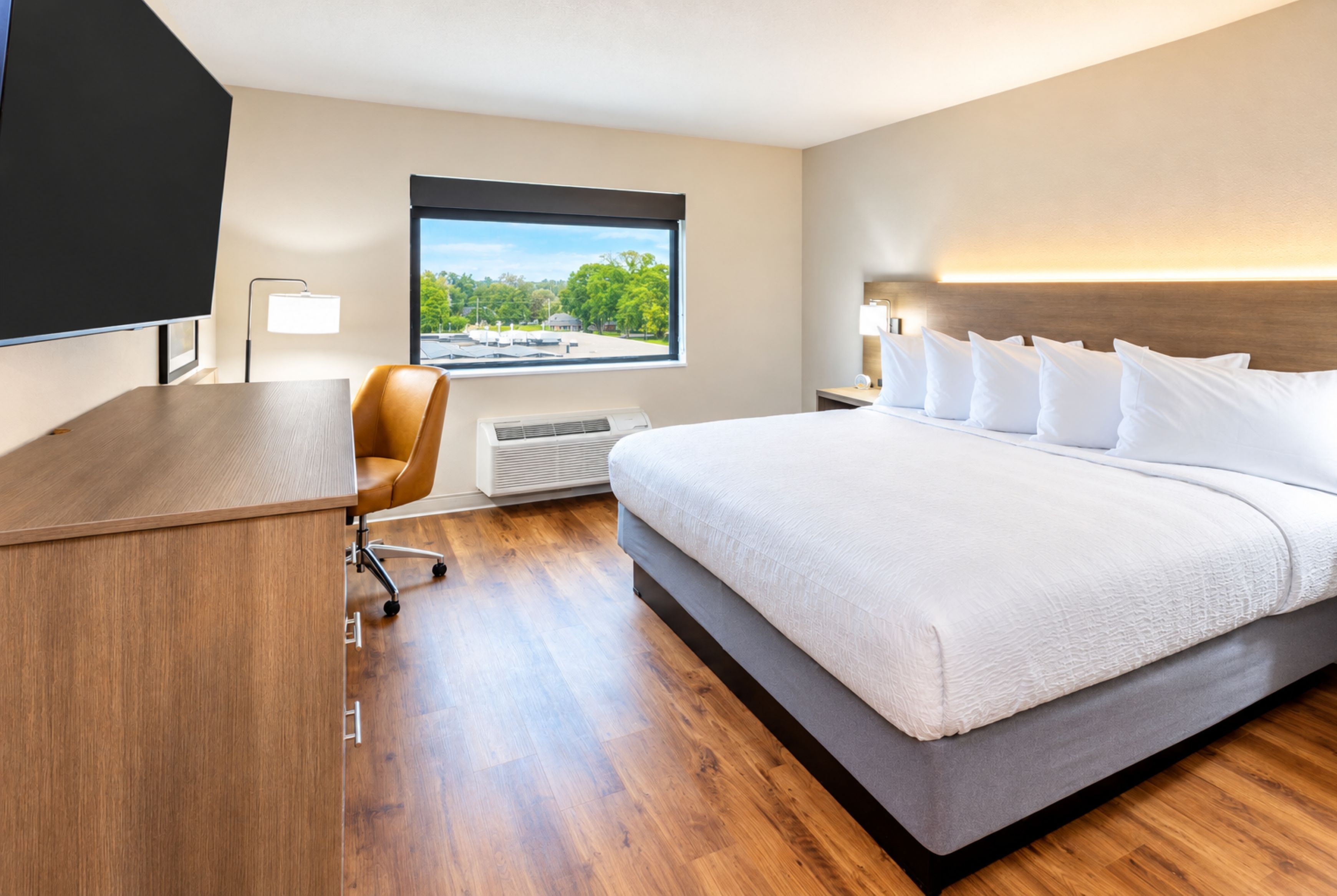 Guest room at the La Quinta Inn & Suites by Wyndham Johnston in Johnston, Iowa