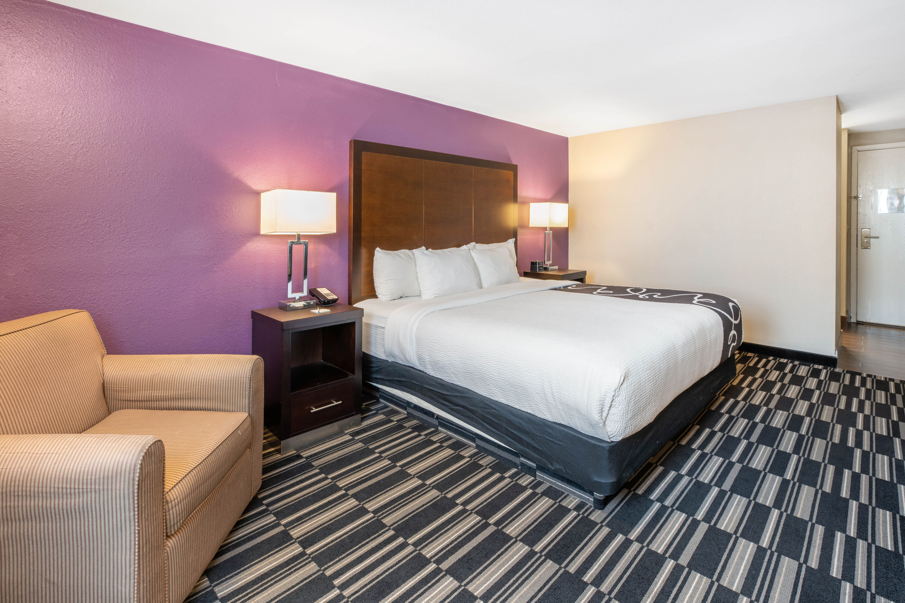 Guest room at the La Quinta Inn by Wyndham Caldwell in Caldwell, Idaho