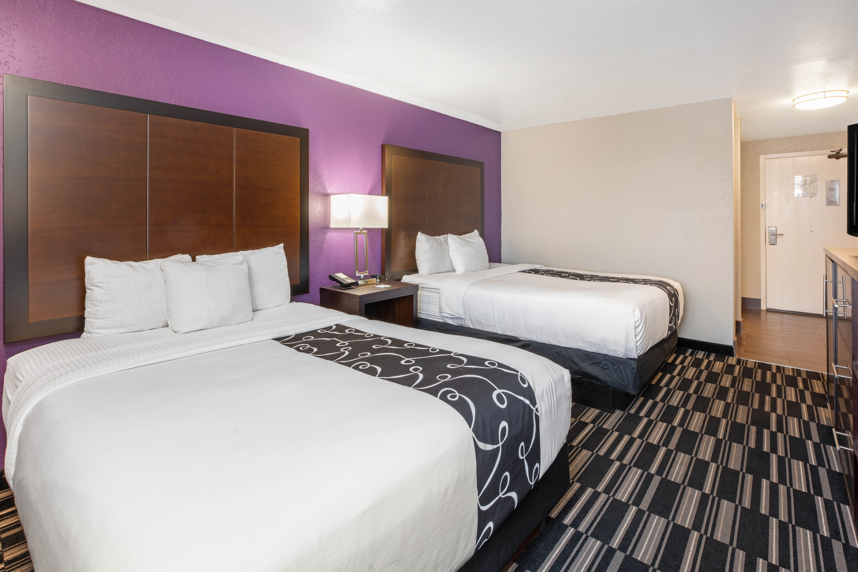Guest room at the La Quinta Inn by Wyndham Caldwell in Caldwell, Idaho