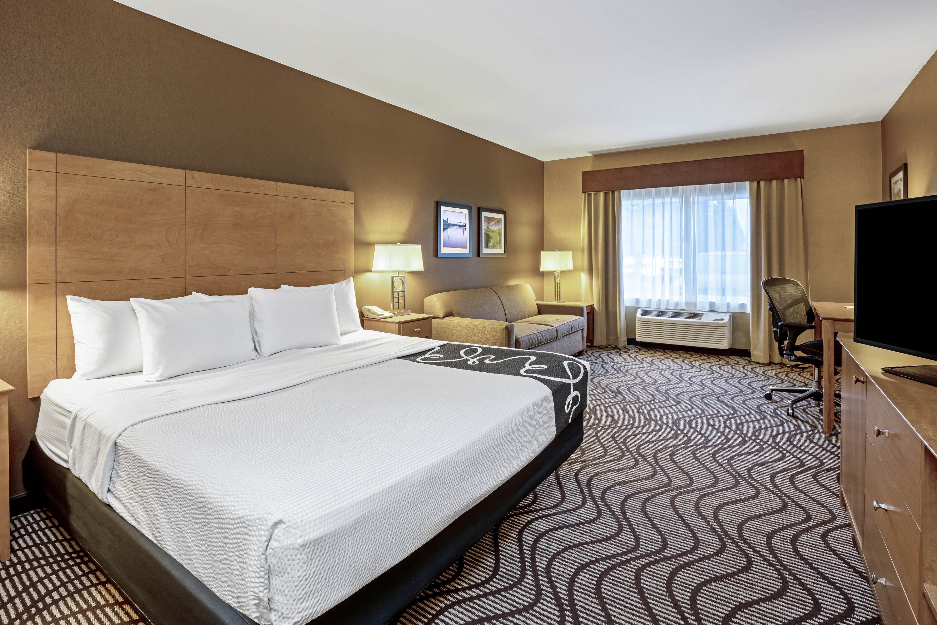 La Quinta Inn Suites by Wyndham Coeur d Alene Coeur DAlene ID Hotels