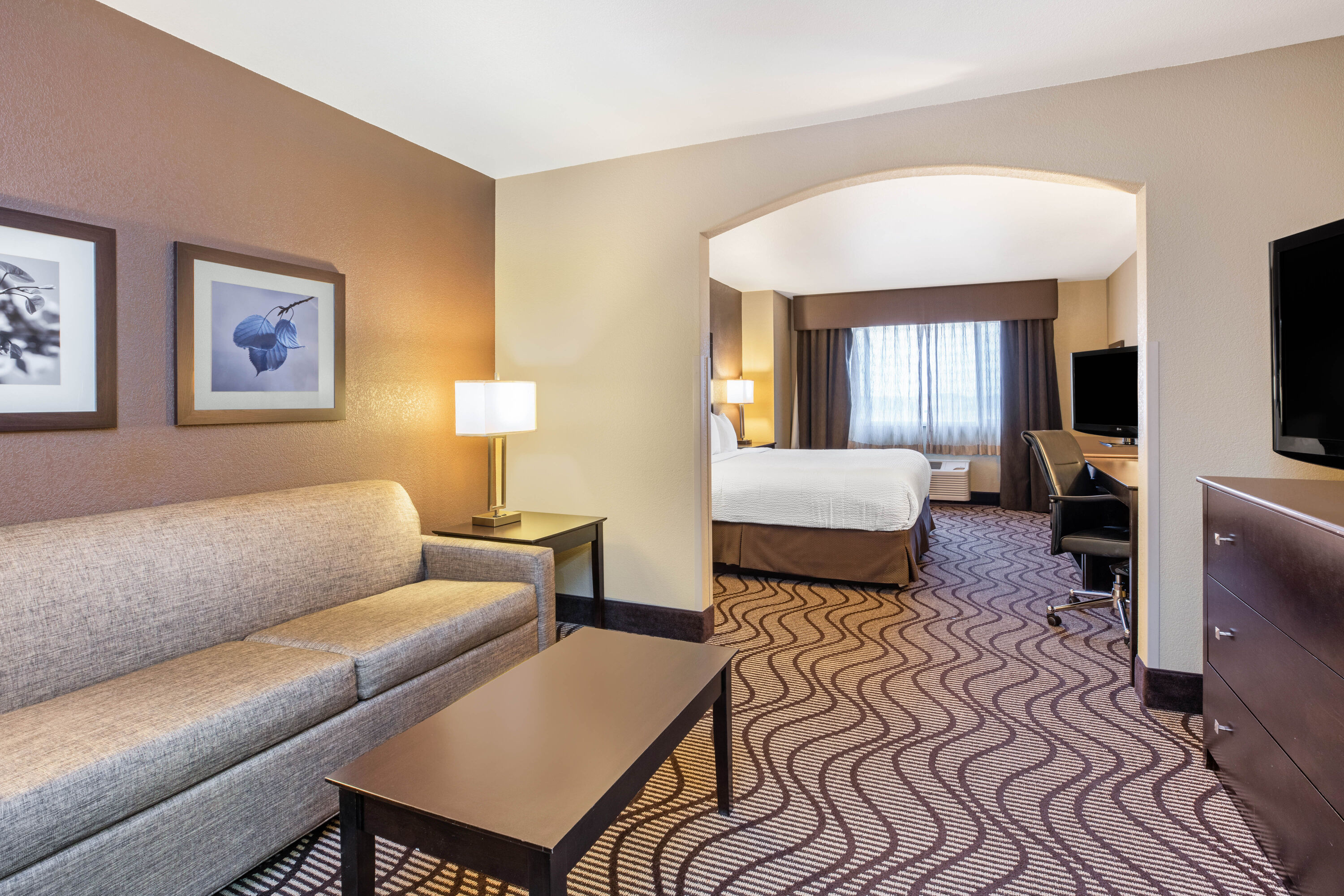 La Quinta Inn & Suites by Wyndham Meridian / Boise West suite in Meridian, Idaho