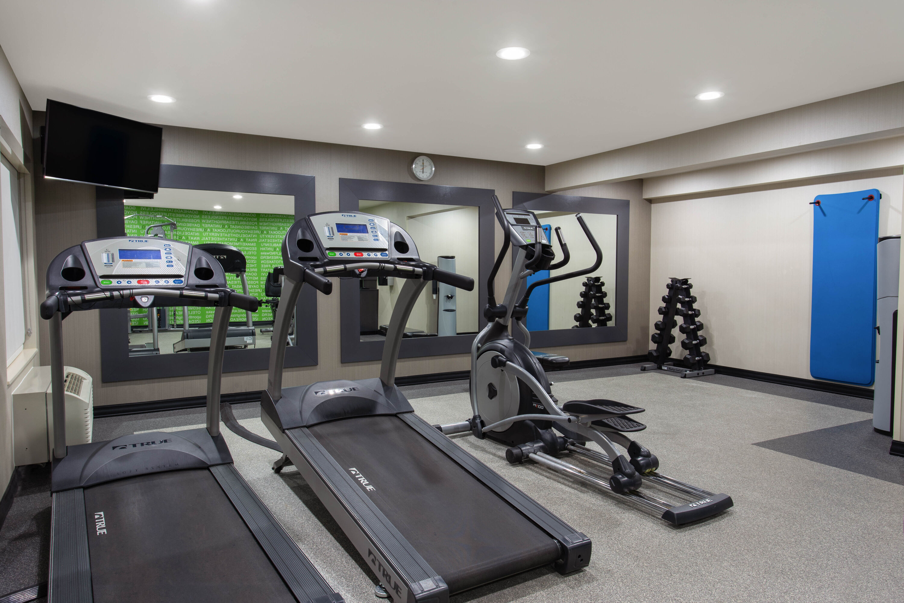 Fitness room at La Quinta Inn & Suites by Wyndham Effingham in Effingham, Illinois