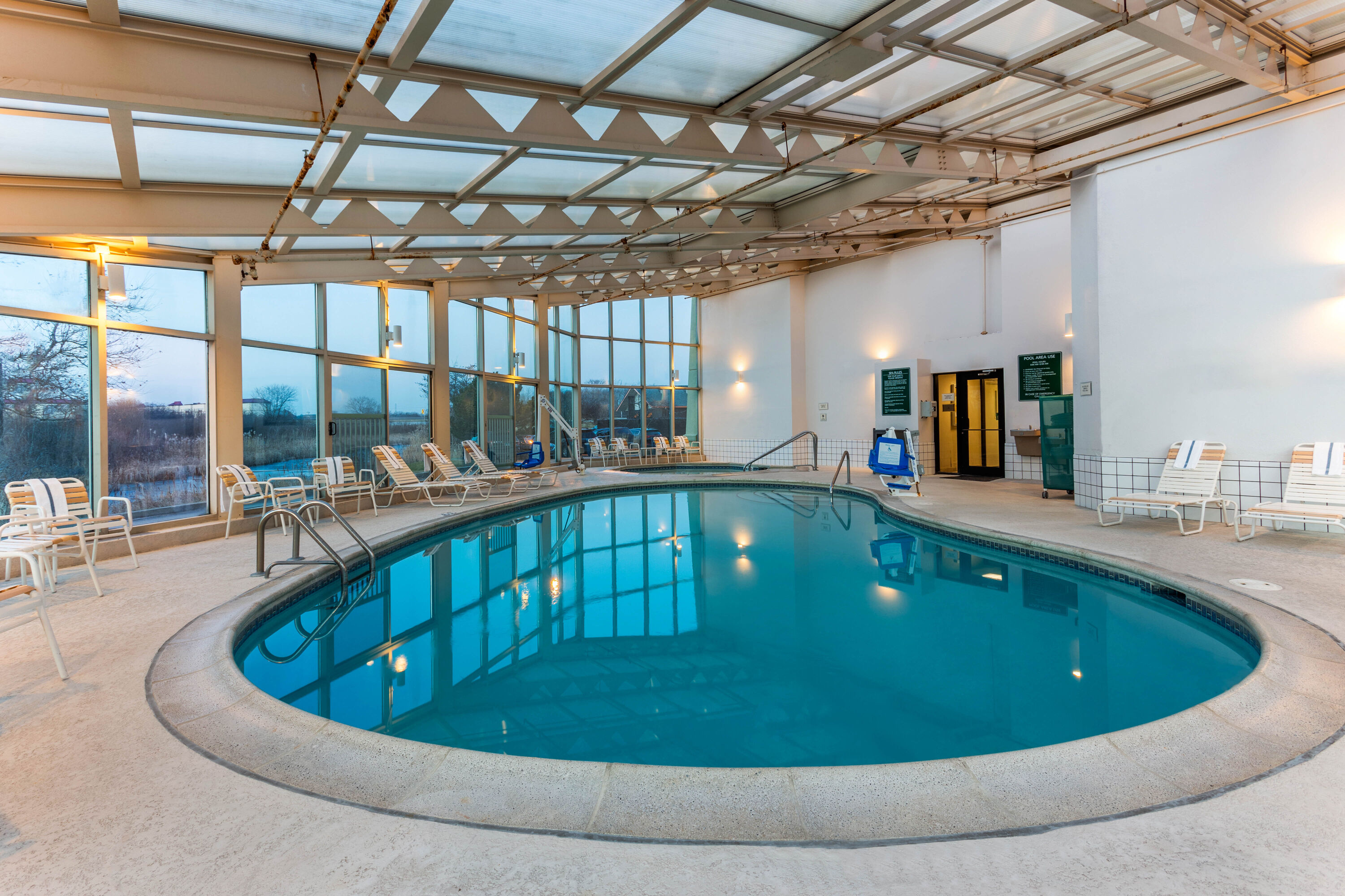 Pool at the La Quinta Inn & Suites by Wyndham Chicago Gurnee in Gurnee, Illinois