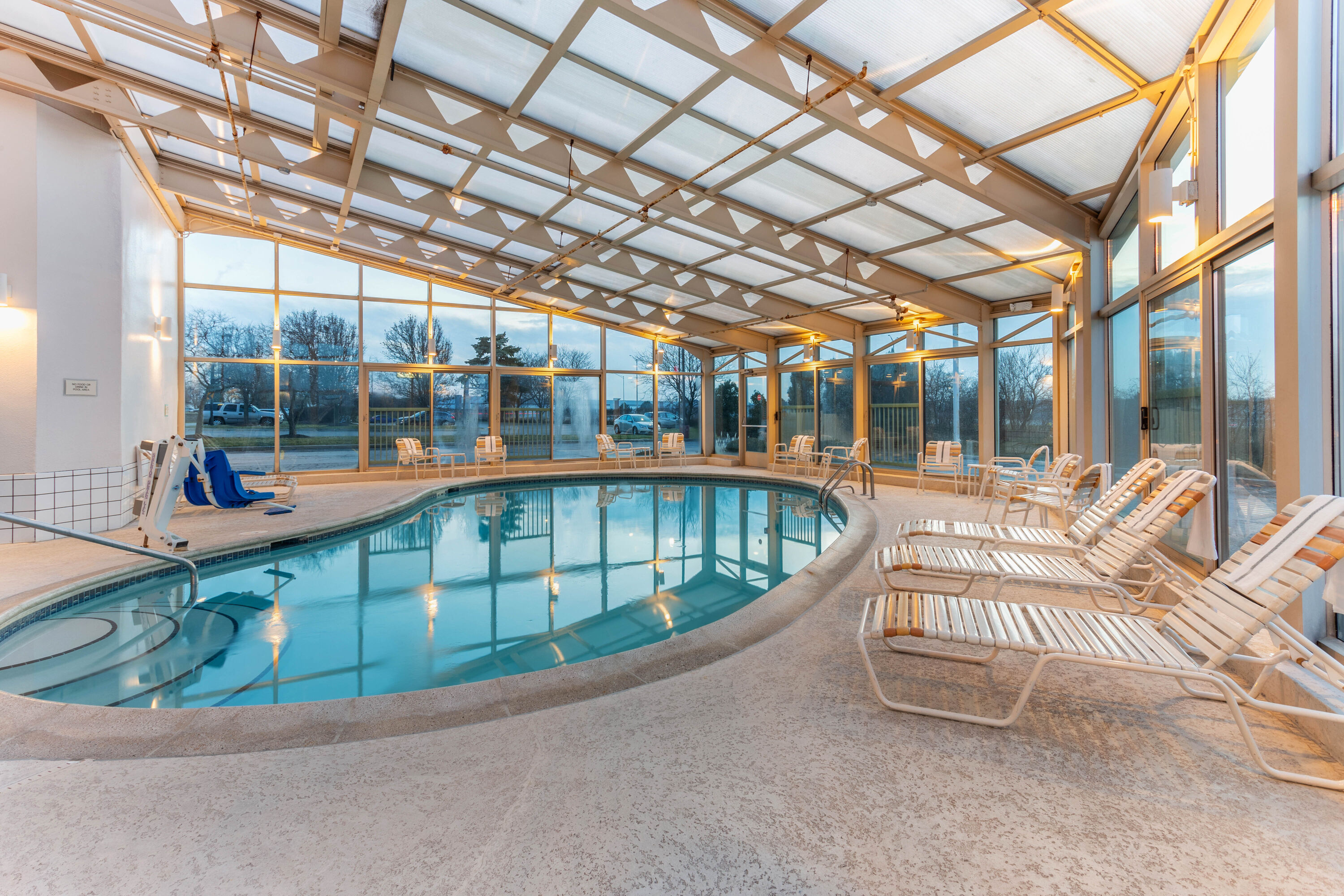 Pool at the La Quinta Inn & Suites by Wyndham Chicago Gurnee in Gurnee, Illinois