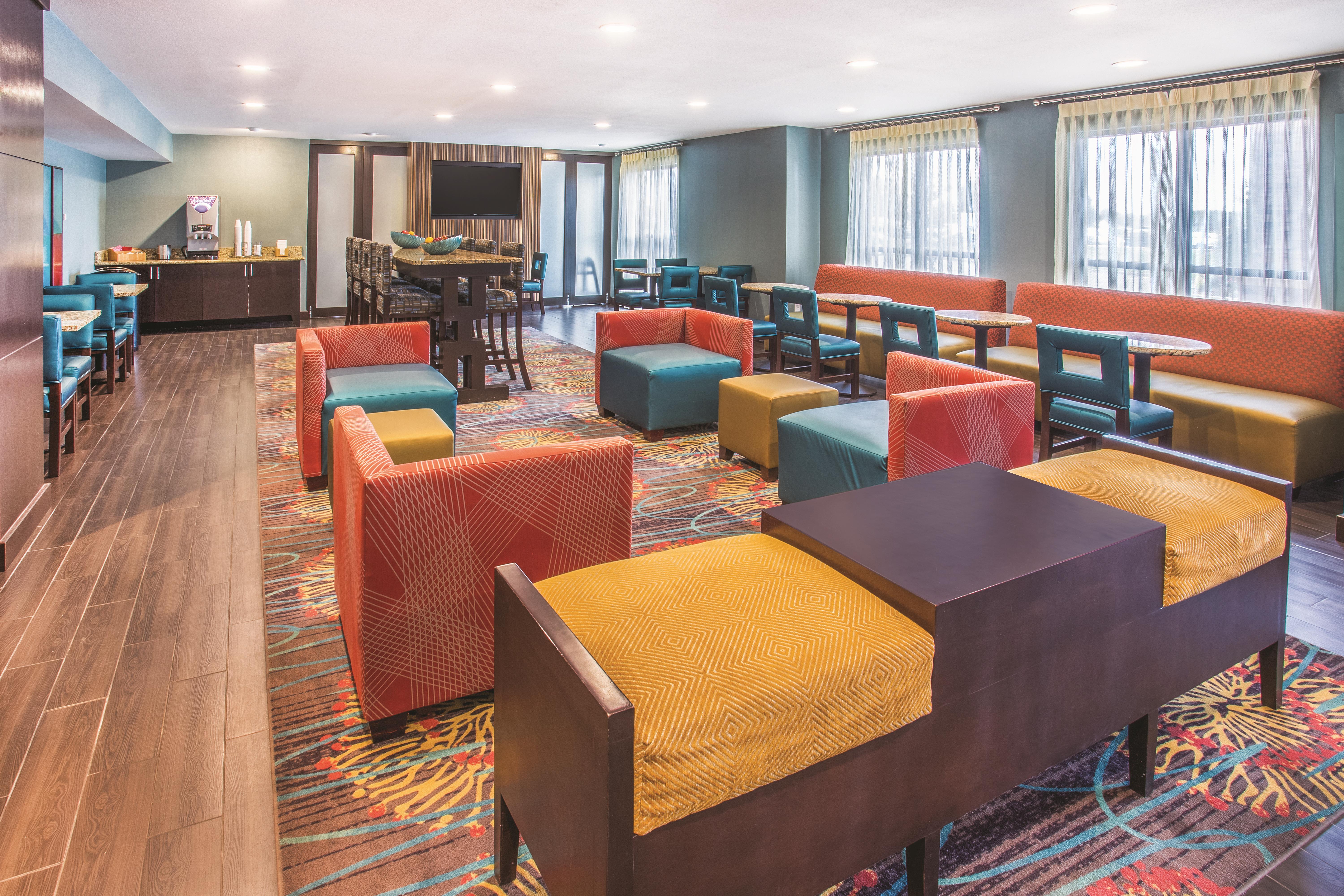 La Quinta Inn Suites By Wyndham O Fallon Il St Louis O Fallon Il Hotels